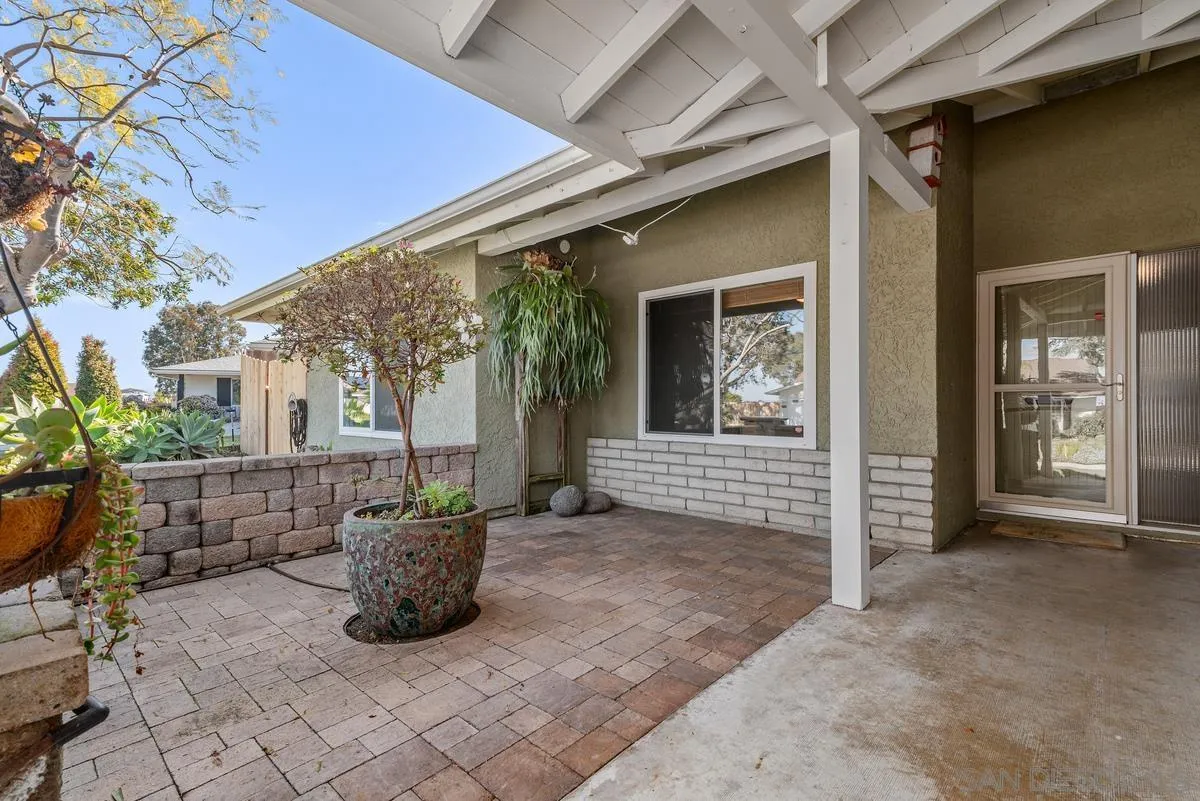 https://cdn.realtyfeed.com/cdn/127/260014720/d940ceac3d637a12862ec067174d5f3b.webp