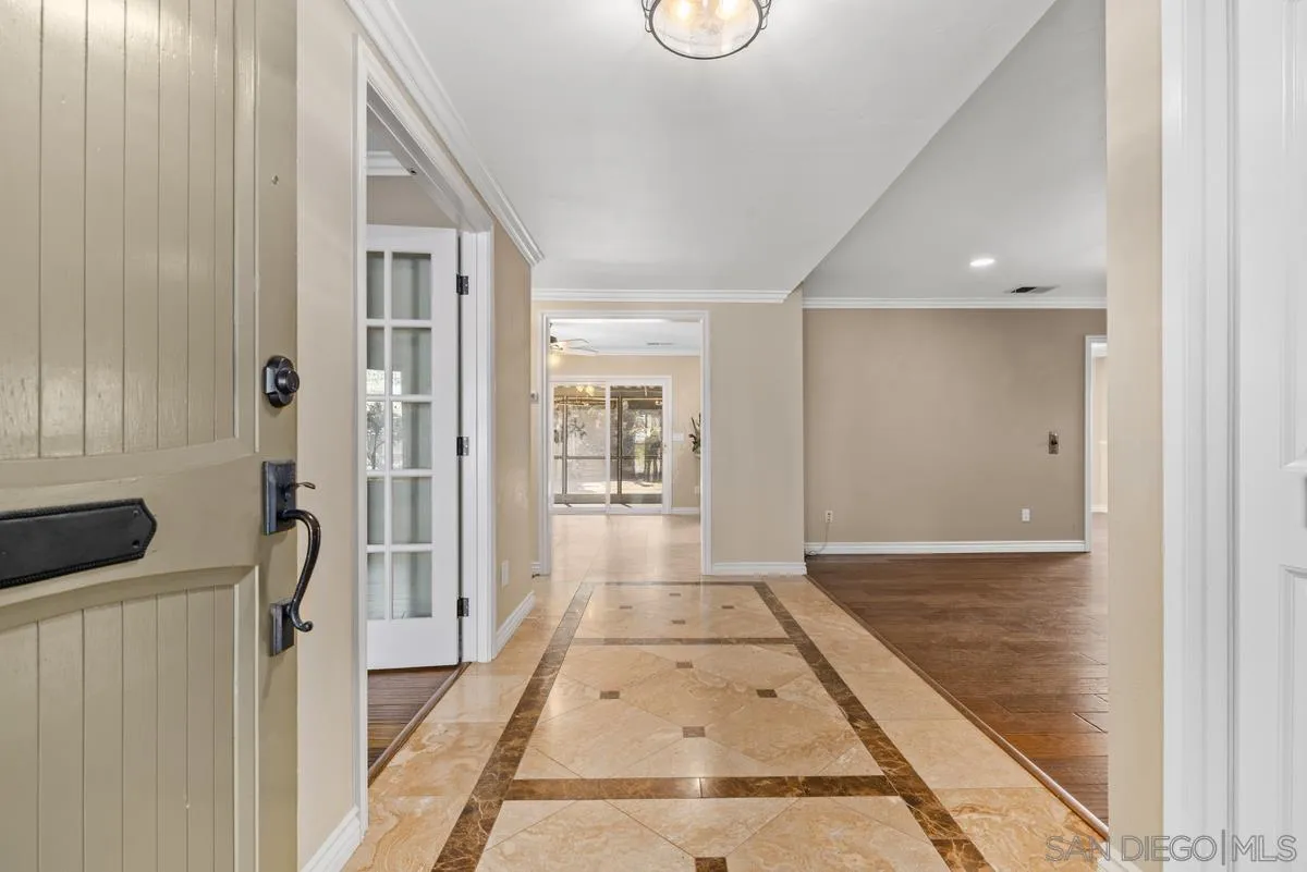 https://cdn.realtyfeed.com/cdn/127/260014720/d99ae4c8512b01235a873ee6730fb12a.webp
