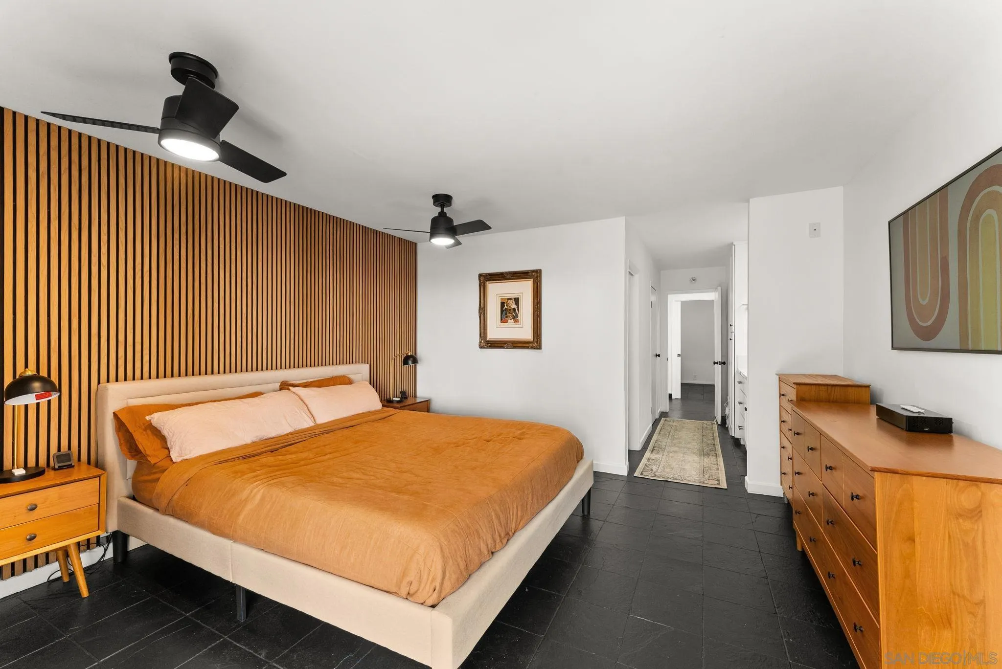 https://cdn.realtyfeed.com/cdn/127/260014722/036a81b9f08dd45c994114db80c7be10.webp