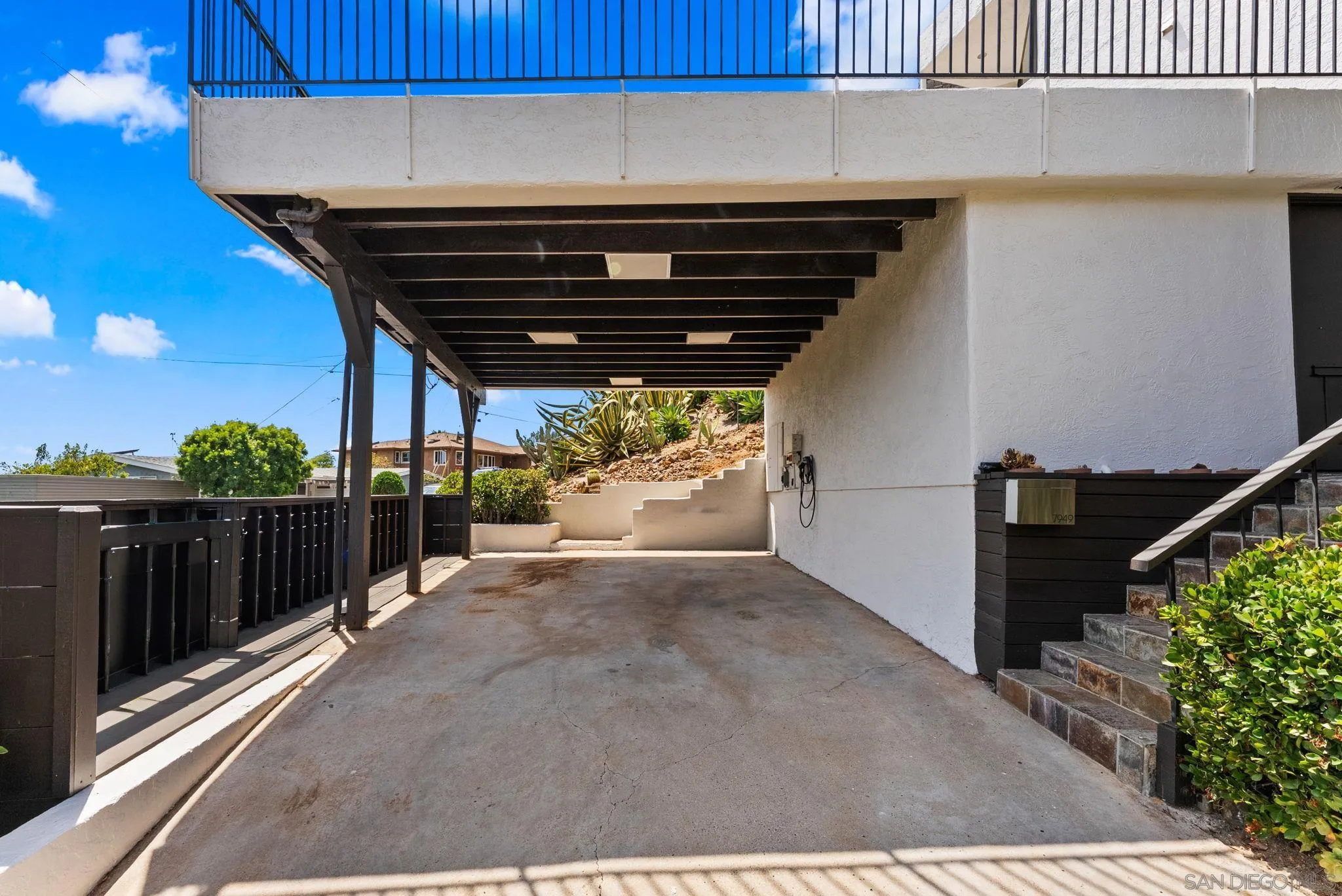 https://cdn.realtyfeed.com/cdn/127/260014722/1ba3e5bdb760fce824ea68c6b1bb863a.webp