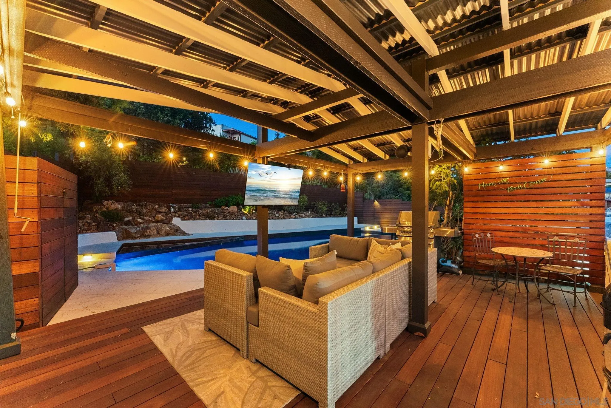 https://cdn.realtyfeed.com/cdn/127/260014722/dc98a45f9c90a876a6da4ed647eb4ed6.webp