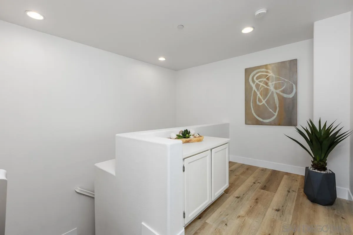 https://cdn.realtyfeed.com/cdn/127/260014723/154ba24264e9bf2fac31b2ce92000425.webp