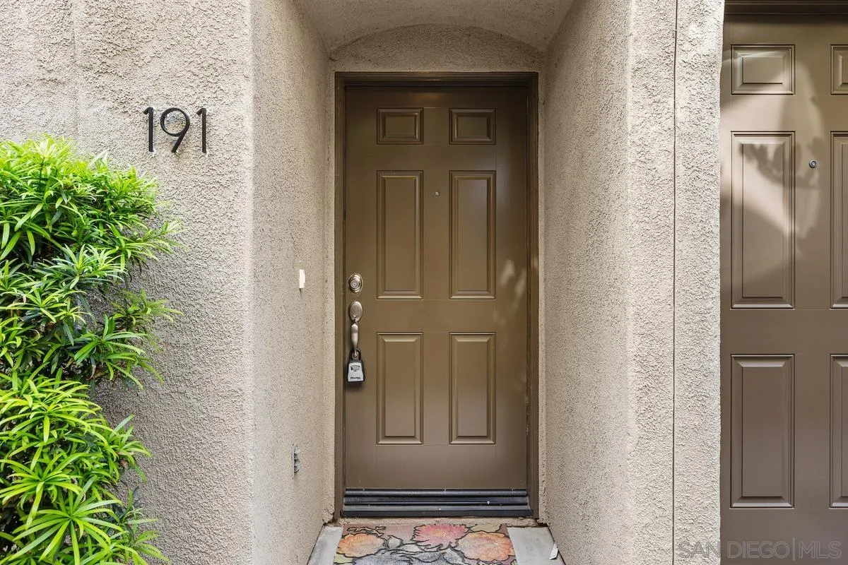 https://cdn.realtyfeed.com/cdn/127/260014723/a934bd9acfba88e1ba2464c4b714eb9f.webp