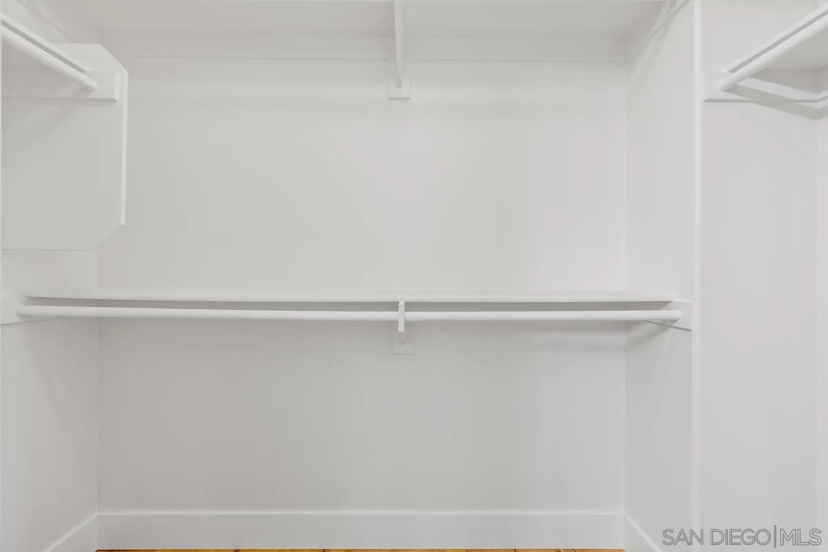 https://cdn.realtyfeed.com/cdn/127/260014723/d91234d9b9b66375653cef005abd59af.webp