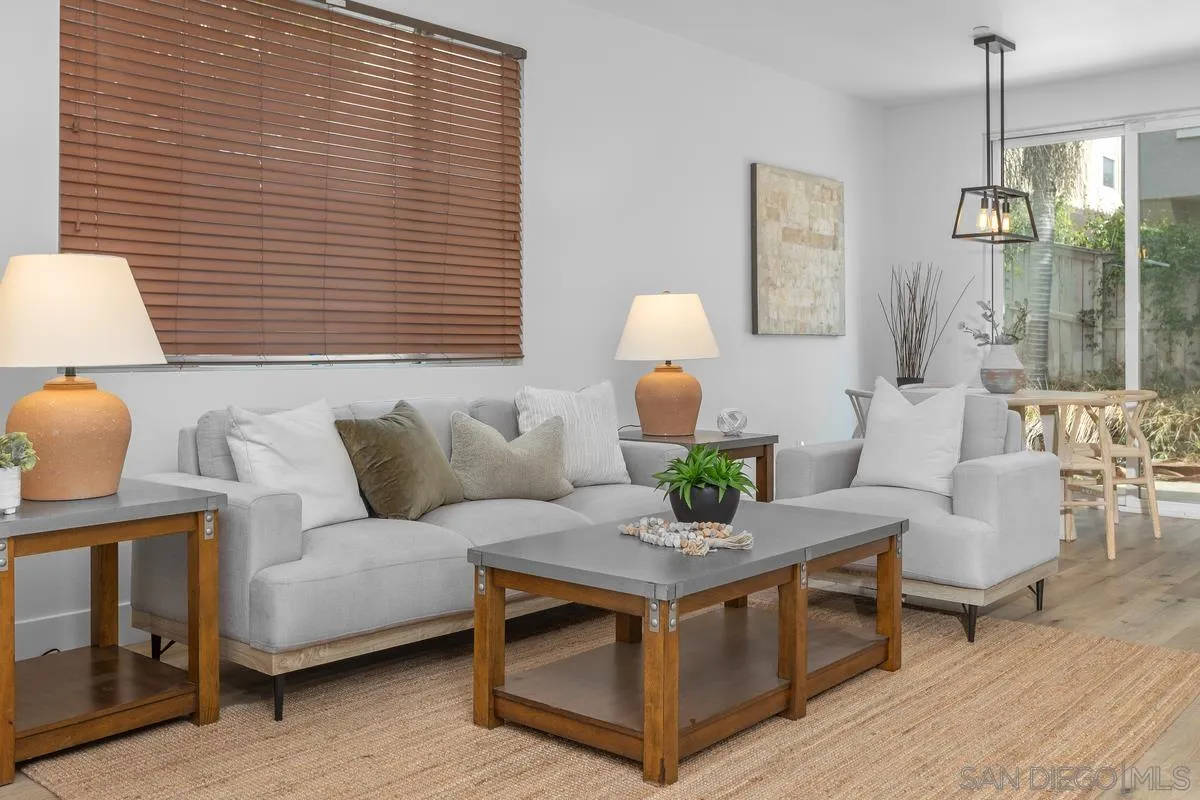 https://cdn.realtyfeed.com/cdn/127/260014723/f2960fcc9f010d7e807dbc62cce2c936.webp