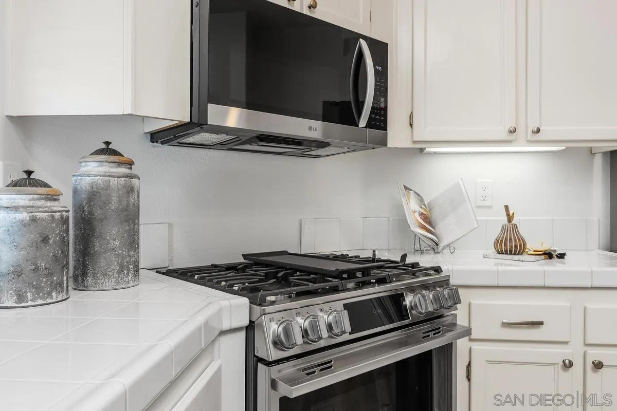 https://cdn.realtyfeed.com/cdn/127/260014723/f55fc0895886aca56b45bbdeccf1b7c4.webp
