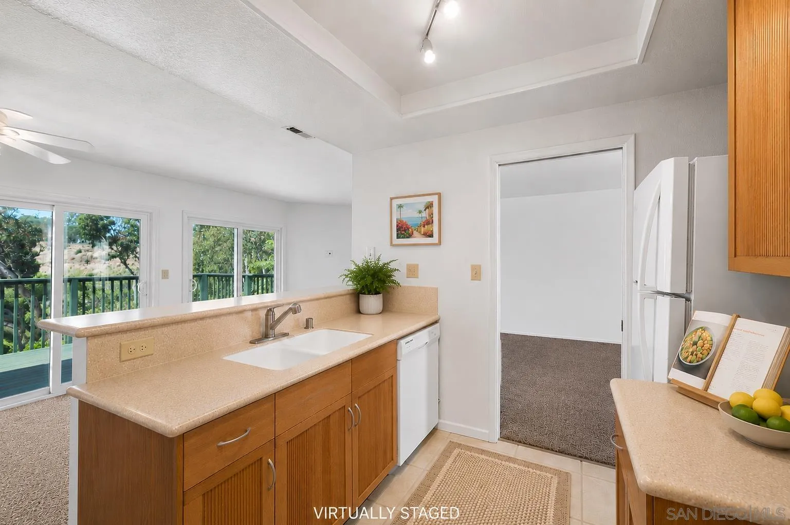 https://cdn.realtyfeed.com/cdn/127/260014726/63a2f9a2ad54c73d4c5503f0cdff46d2.webp