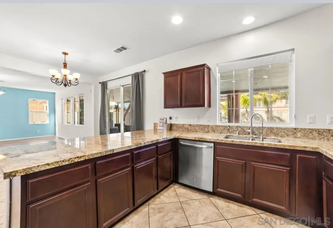 2090 Trinket Cir, San Jacinto, CA 92582 - Photo 3 of 21, San Jacinto, CA