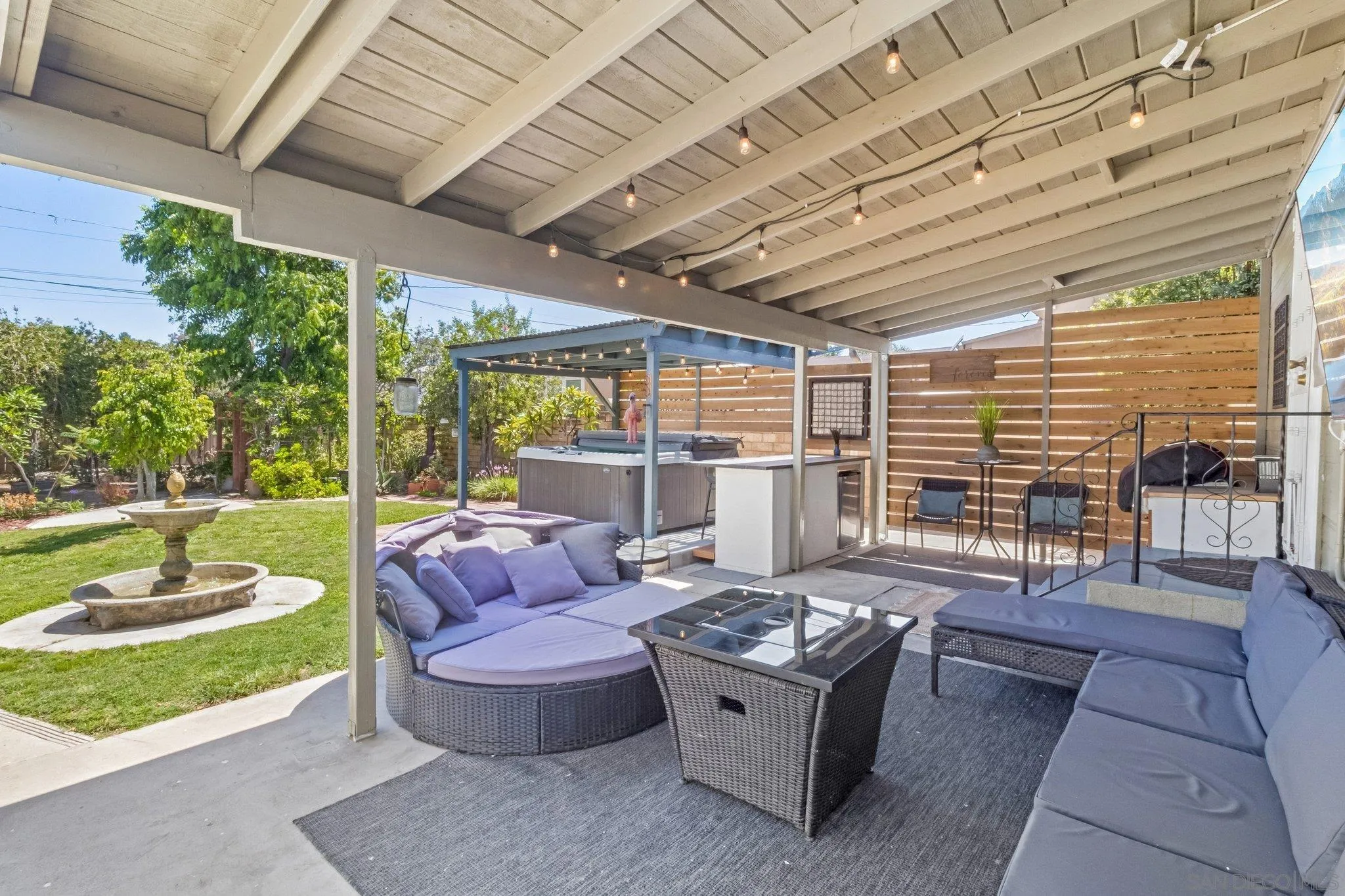 https://cdn.realtyfeed.com/cdn/127/260014733/04894ffe96ee2b05d3e83f087477665d.webp