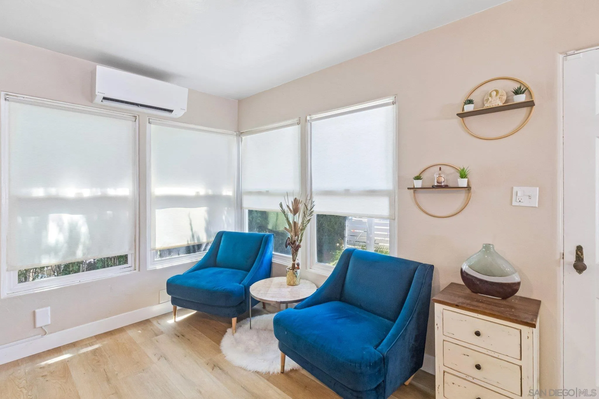 https://cdn.realtyfeed.com/cdn/127/260014733/21338aadbd2fbc6f7d0f3588fc483544.webp