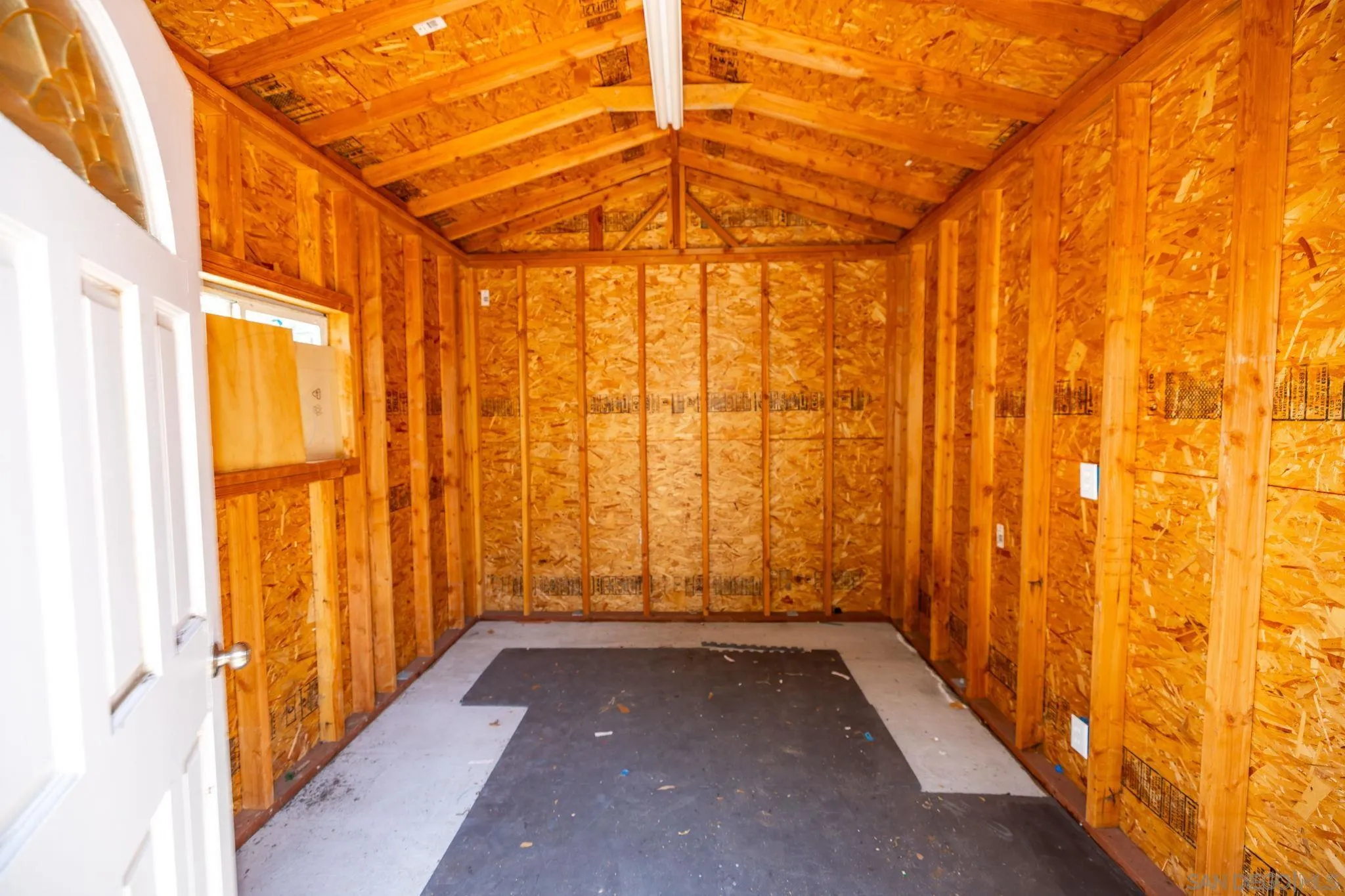 https://cdn.realtyfeed.com/cdn/127/260014734/0fd74e2a0ecd69b2e0a2d449209caa0e.webp