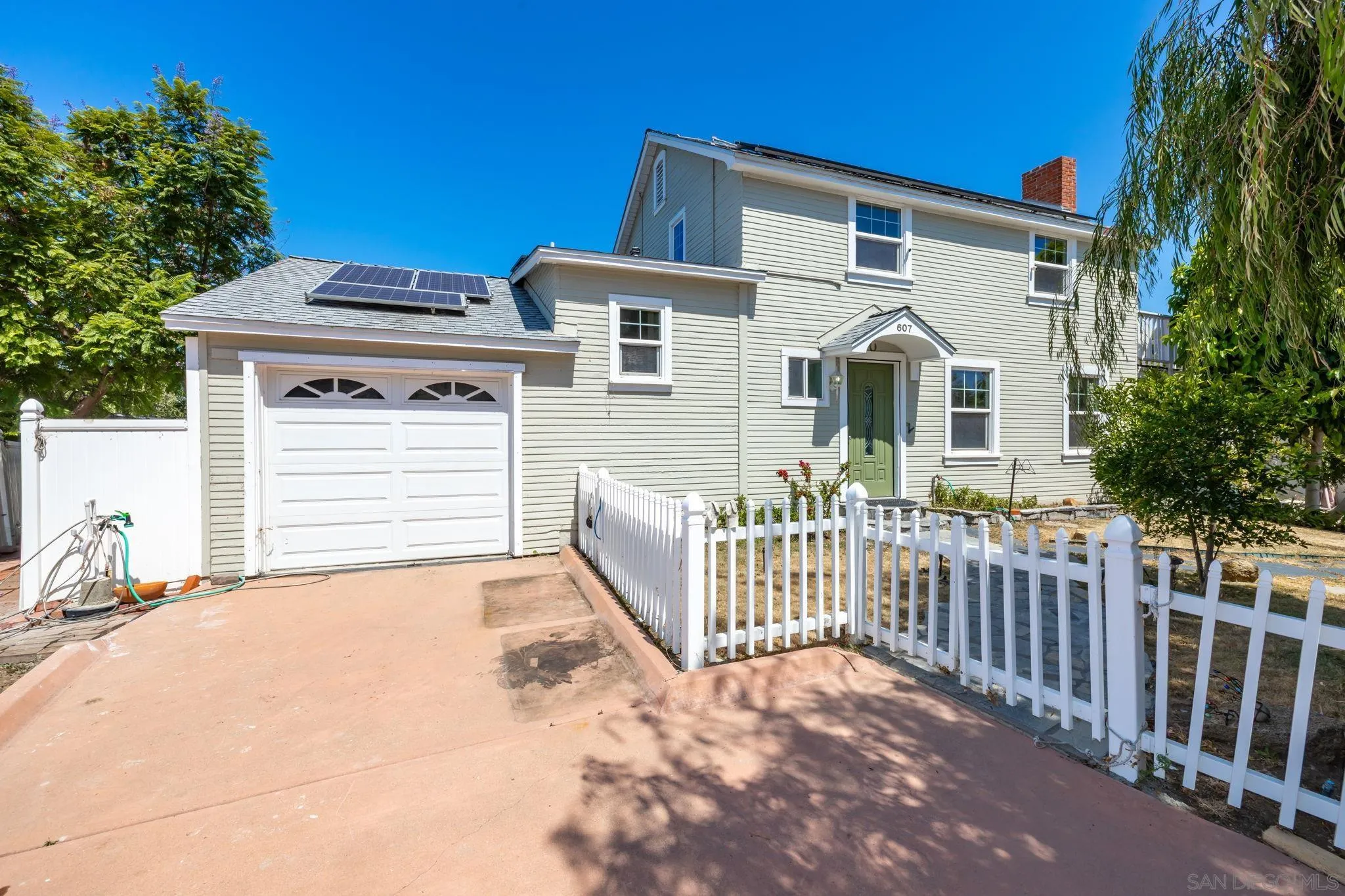 https://cdn.realtyfeed.com/cdn/127/260014734/30efdcb56f61d933d23474b3b002b01e.webp