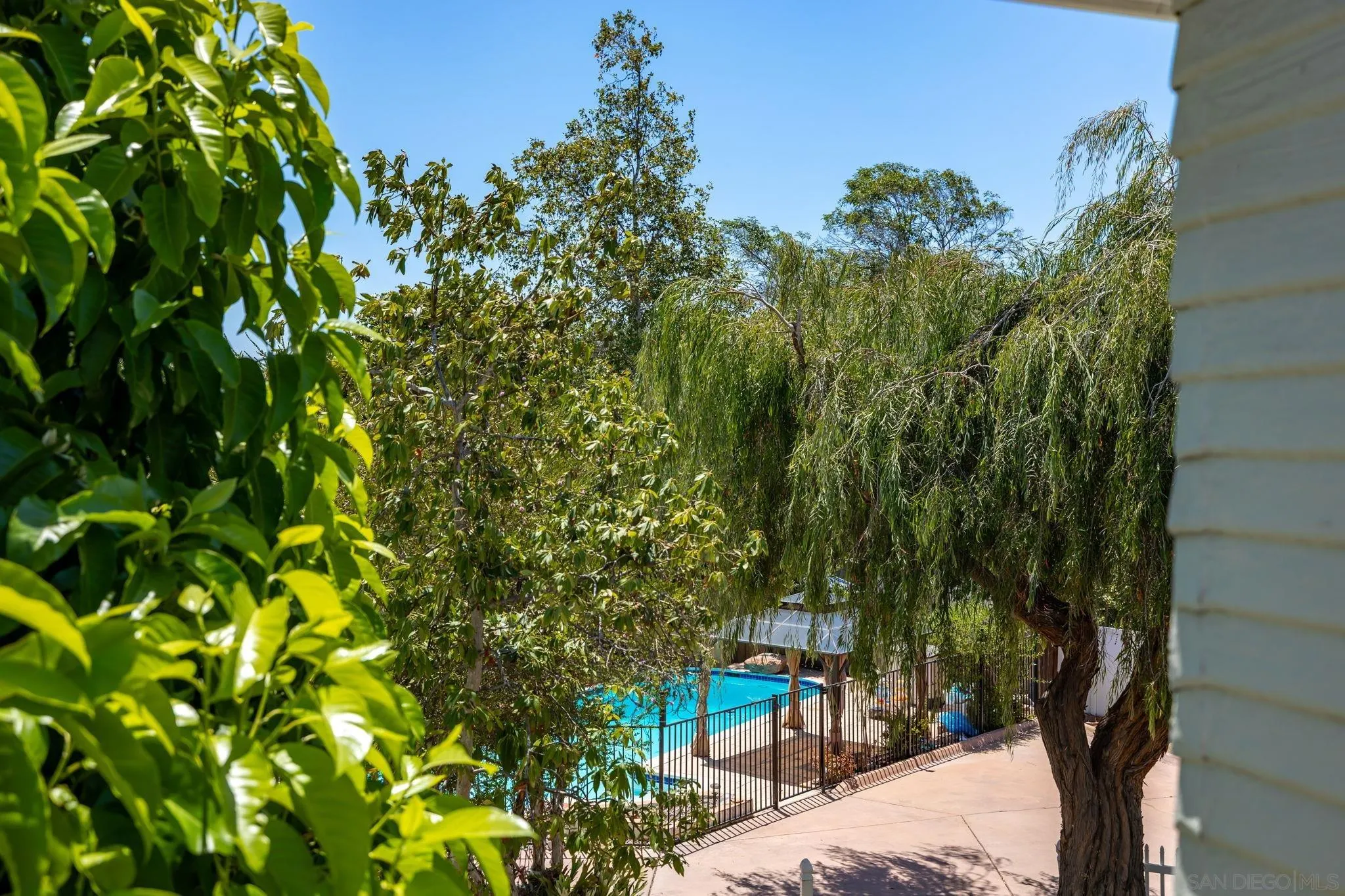 https://cdn.realtyfeed.com/cdn/127/260014734/36c69a493fd8024c730db07e9629a065.webp