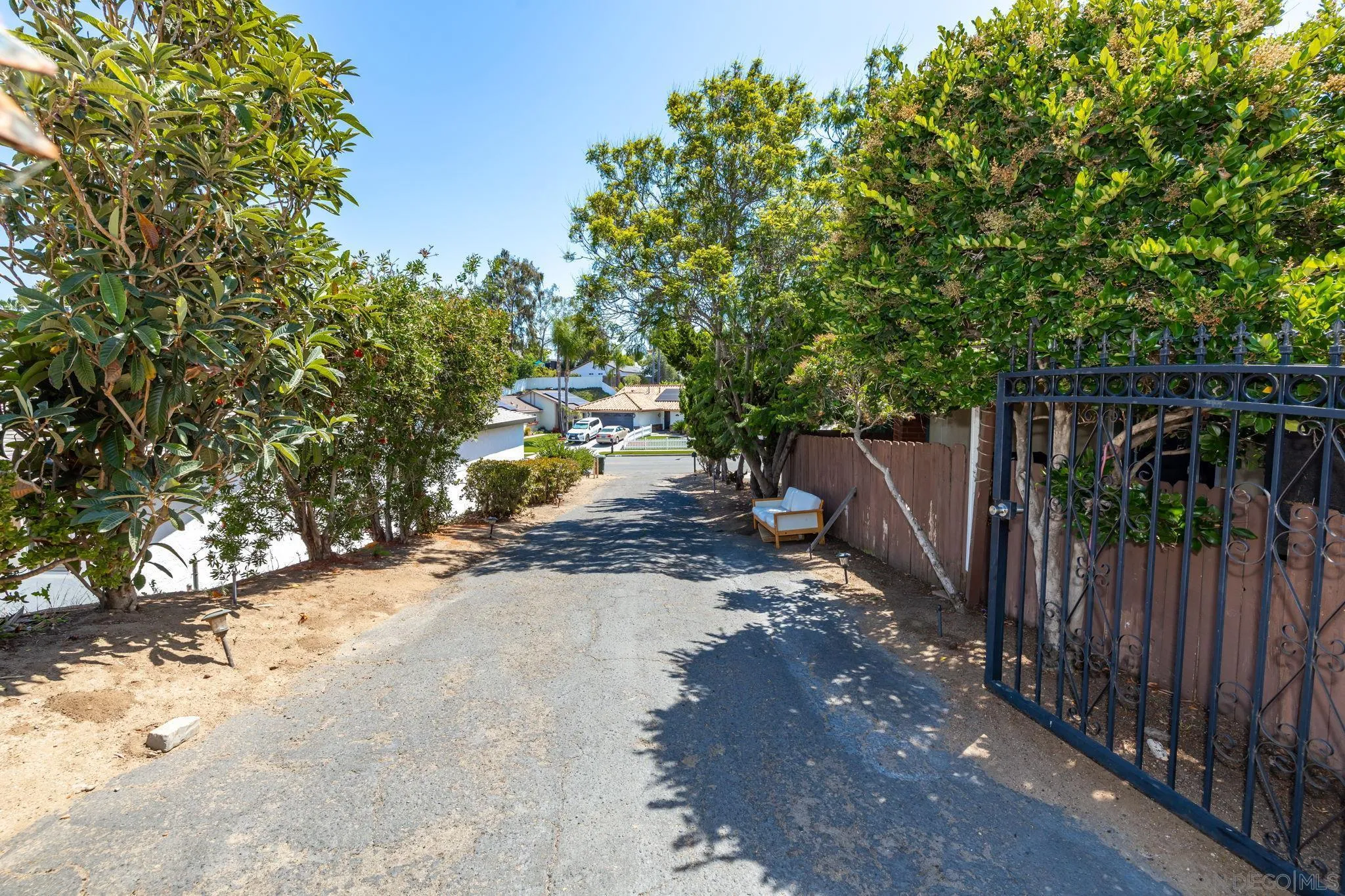 https://cdn.realtyfeed.com/cdn/127/260014734/64852f418b34ebb695fa28c75b53f498.webp