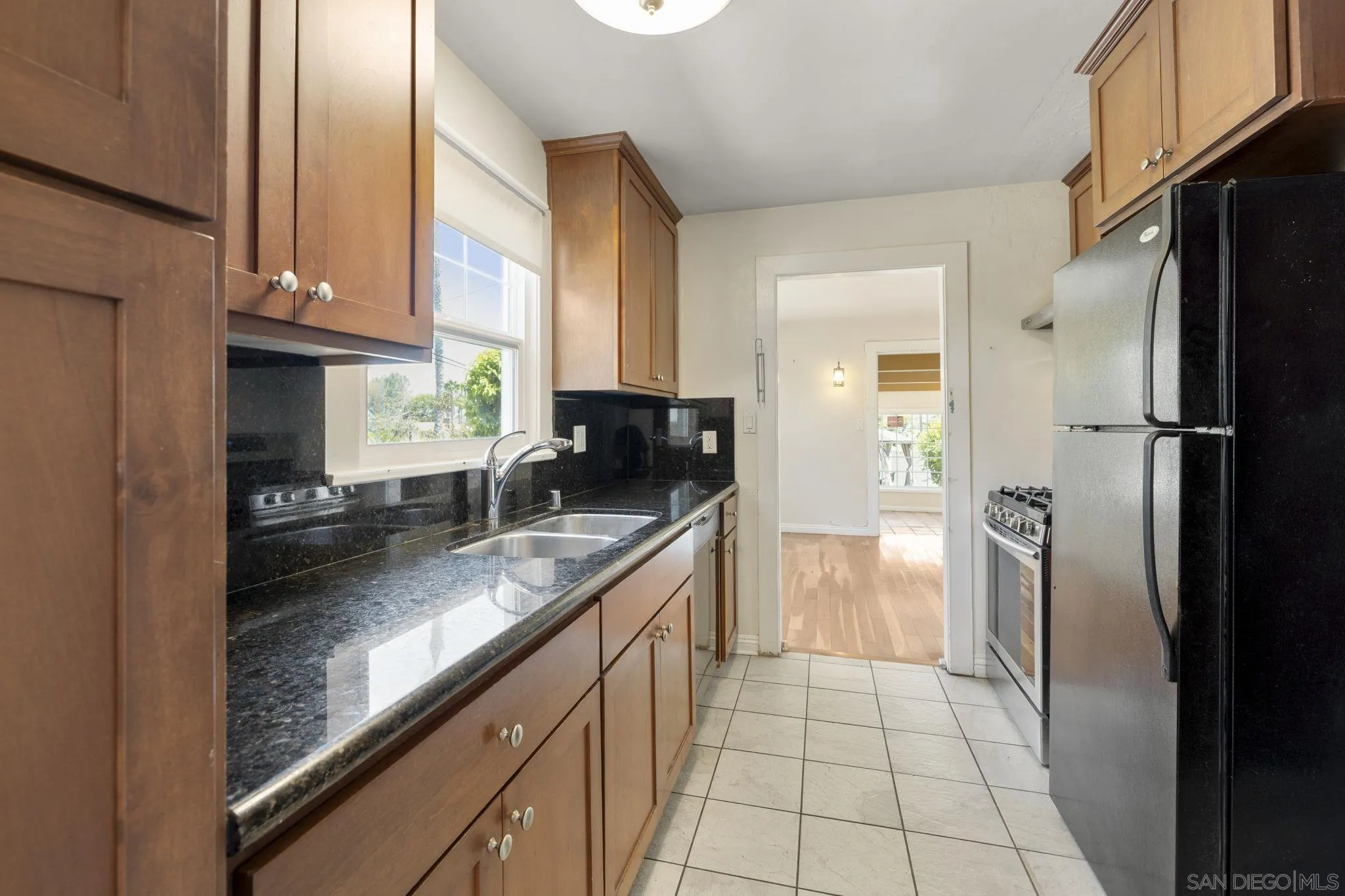 https://cdn.realtyfeed.com/cdn/127/260014734/756985c75857568120ddc61ca44040ba.webp