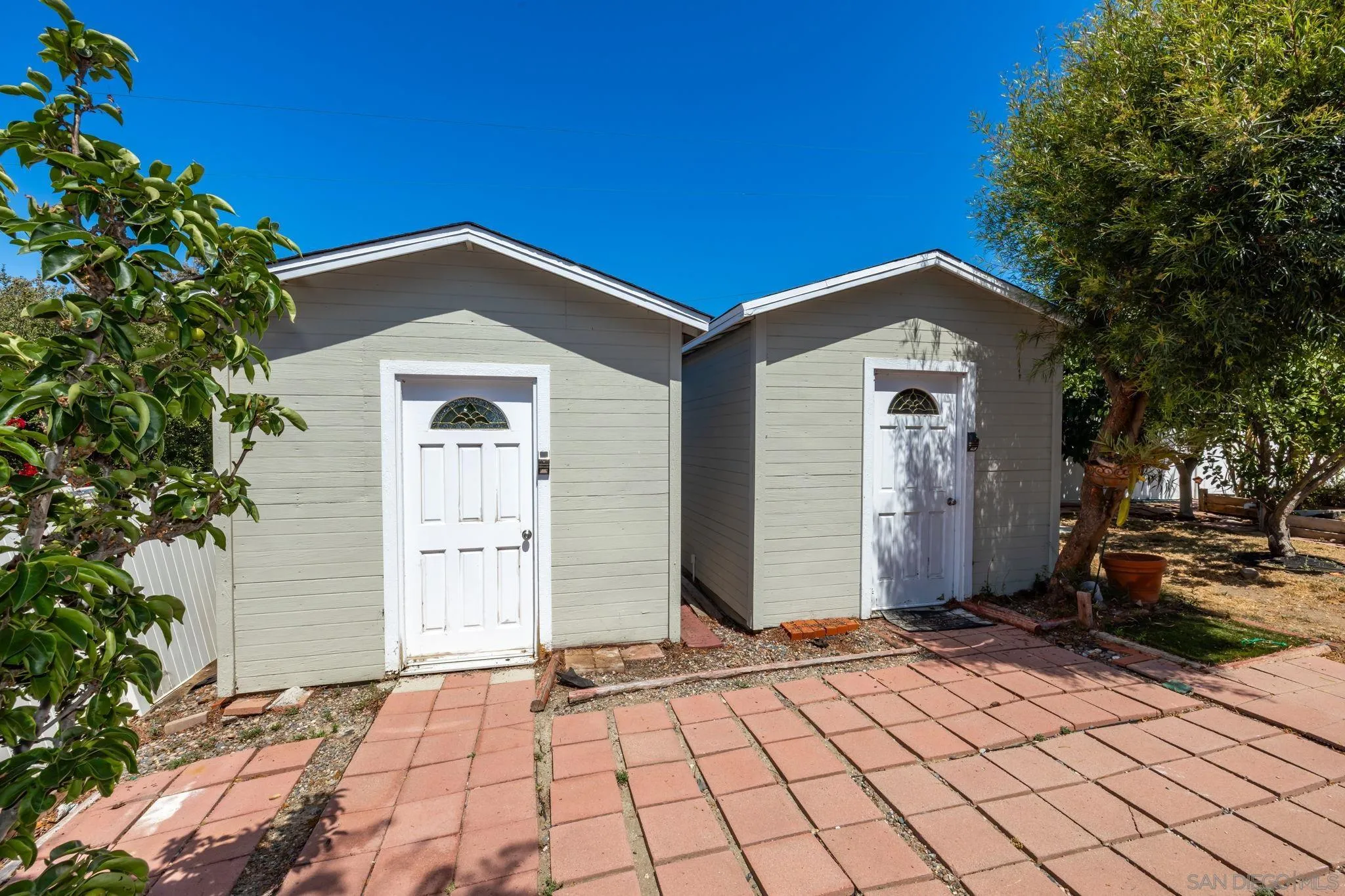 https://cdn.realtyfeed.com/cdn/127/260014734/b6e6b408f74f181e53fbec8ded7eb484.webp