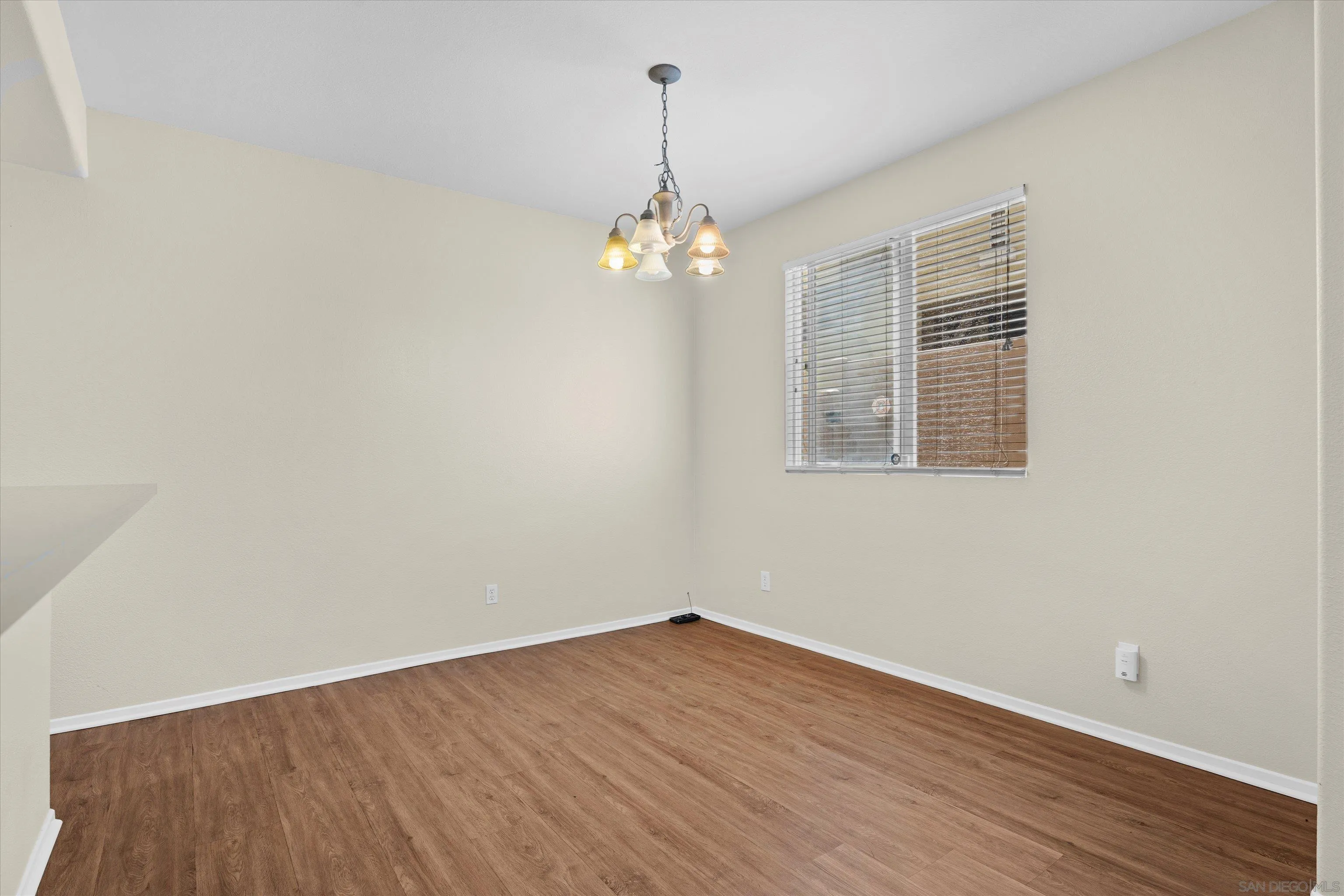Photo #9: 260014736 Listing: Photo #9