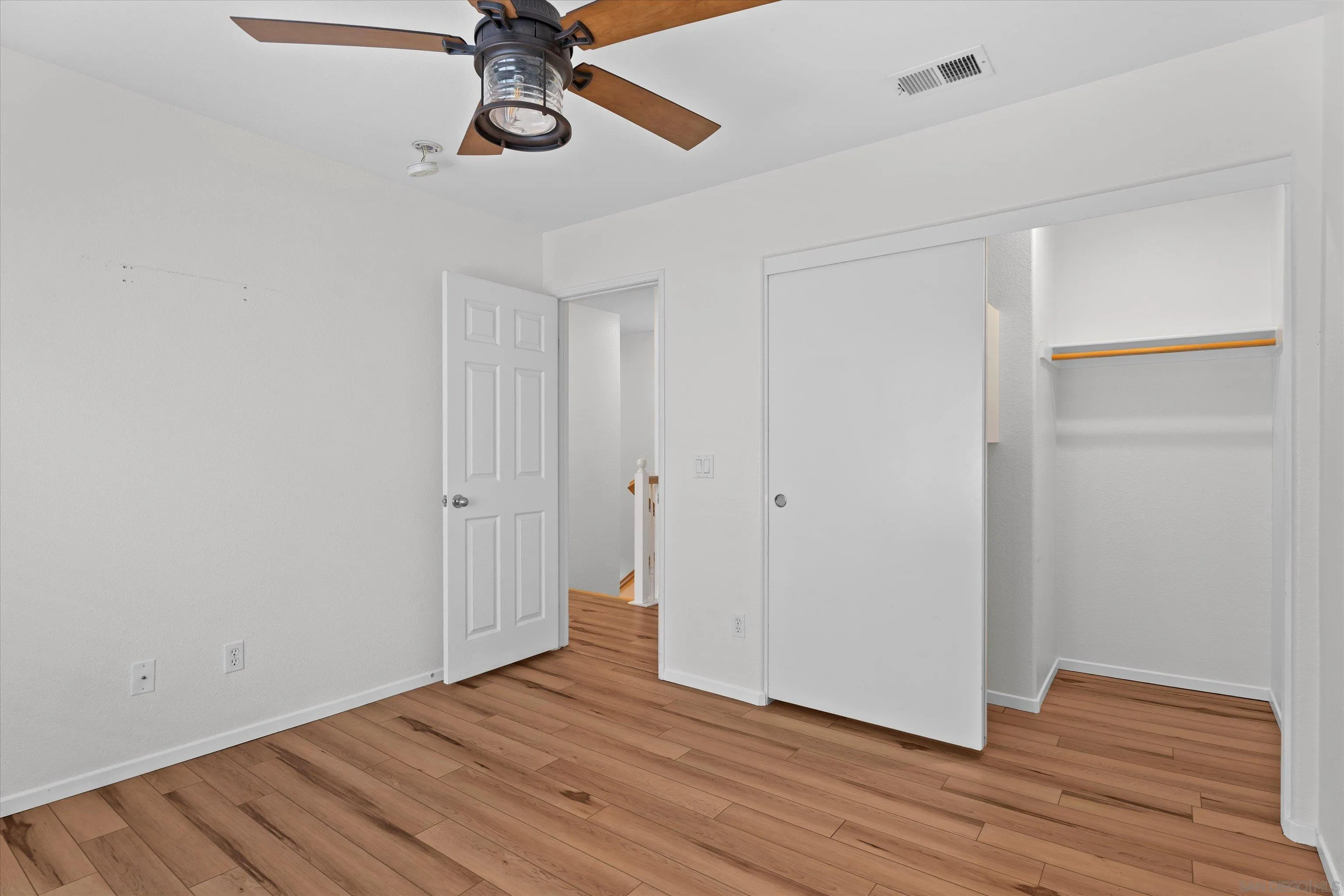 Photo #23: 260014736 Listing: Photo #23