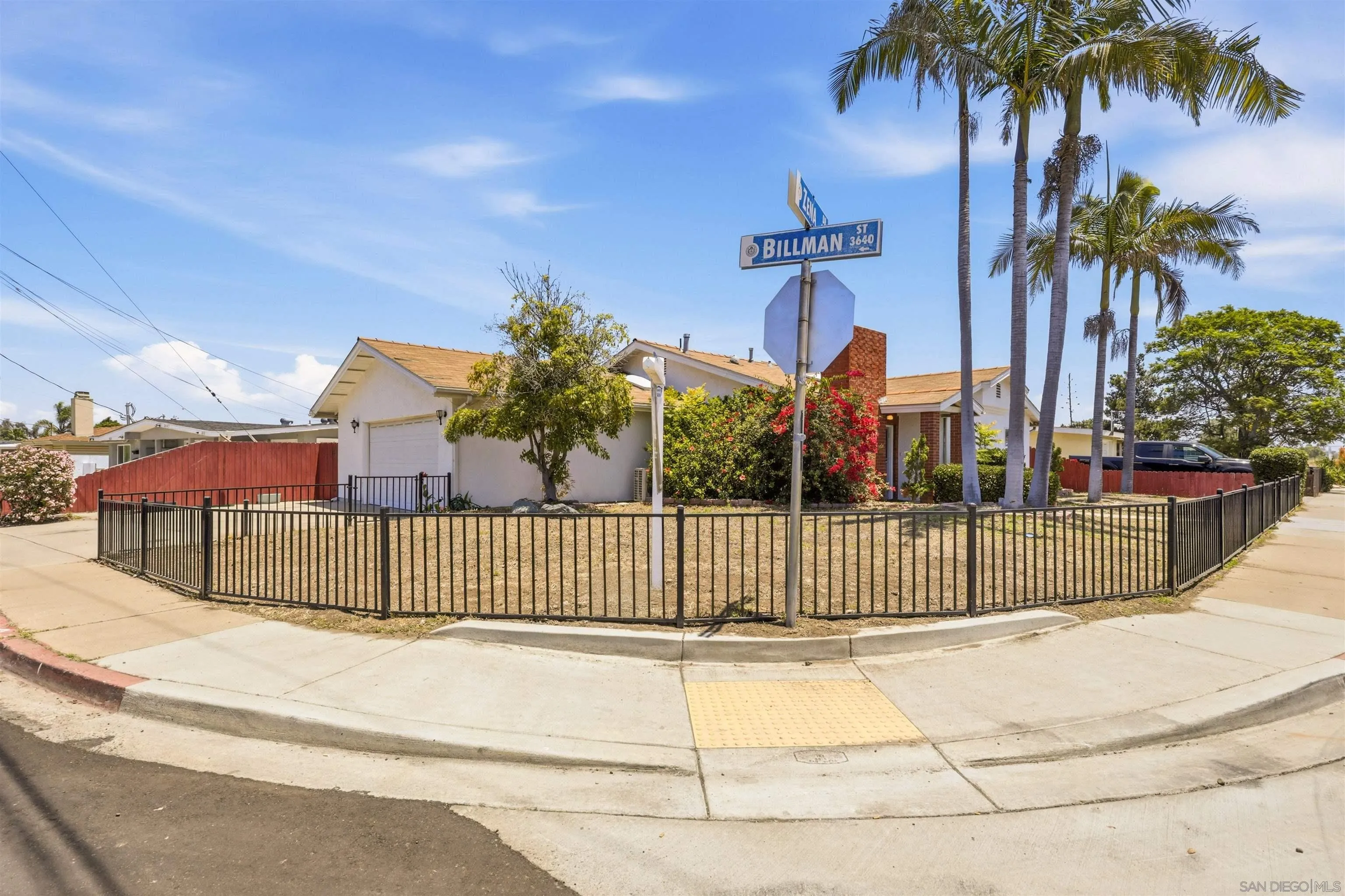 https://cdn.realtyfeed.com/cdn/127/260014737/015e90f4de8a3159d6900bb69a496160.webp