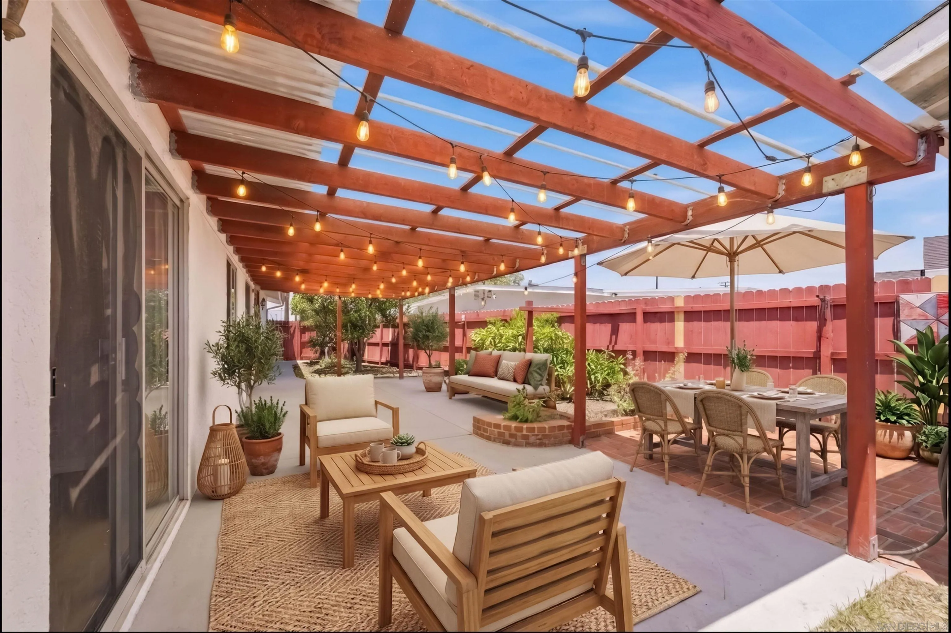 https://cdn.realtyfeed.com/cdn/127/260014737/16c29daf39a31e28766a66376cb5c6ba.webp