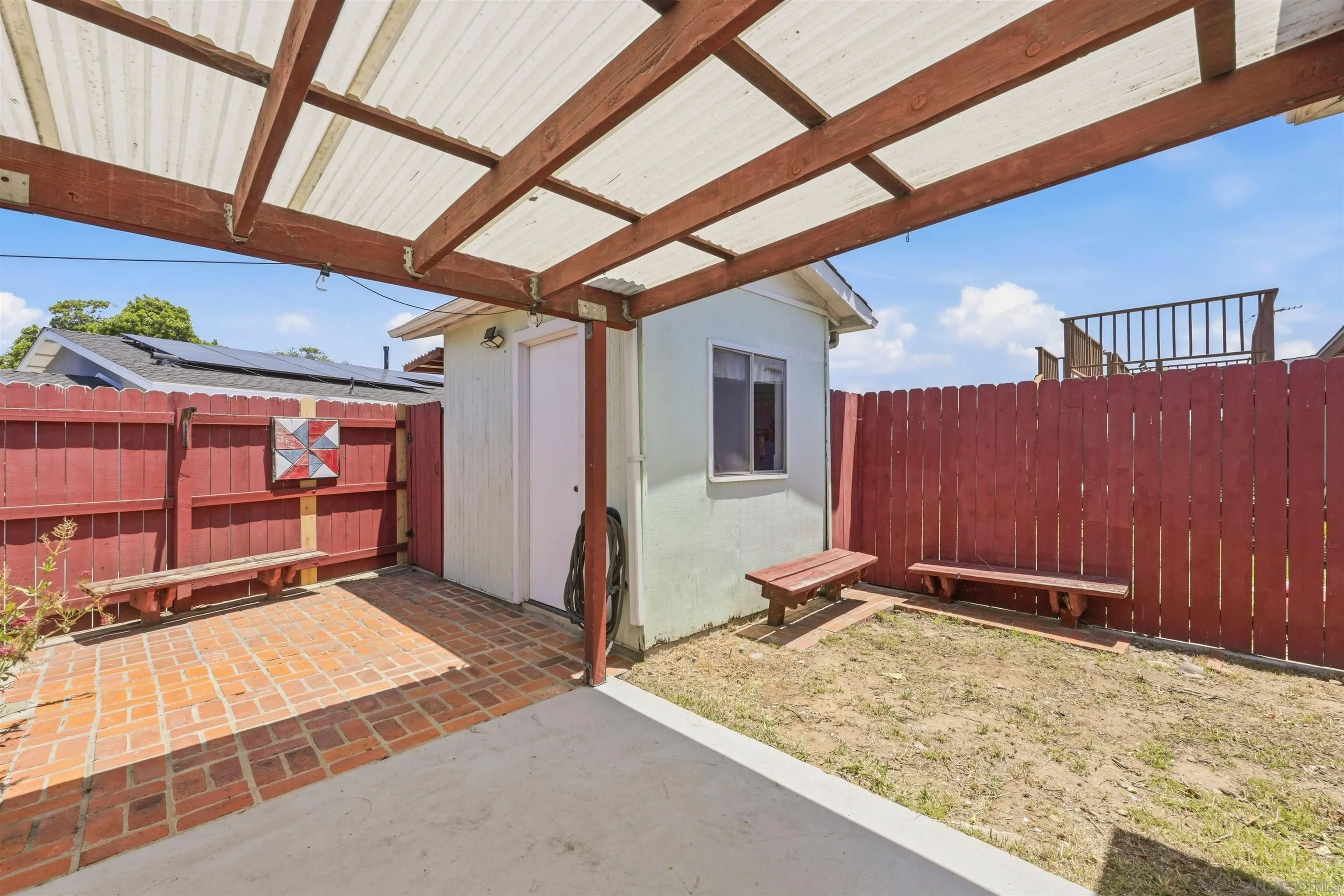https://cdn.realtyfeed.com/cdn/127/260014737/8bda90674afe5c22a883009ced8eef60.webp