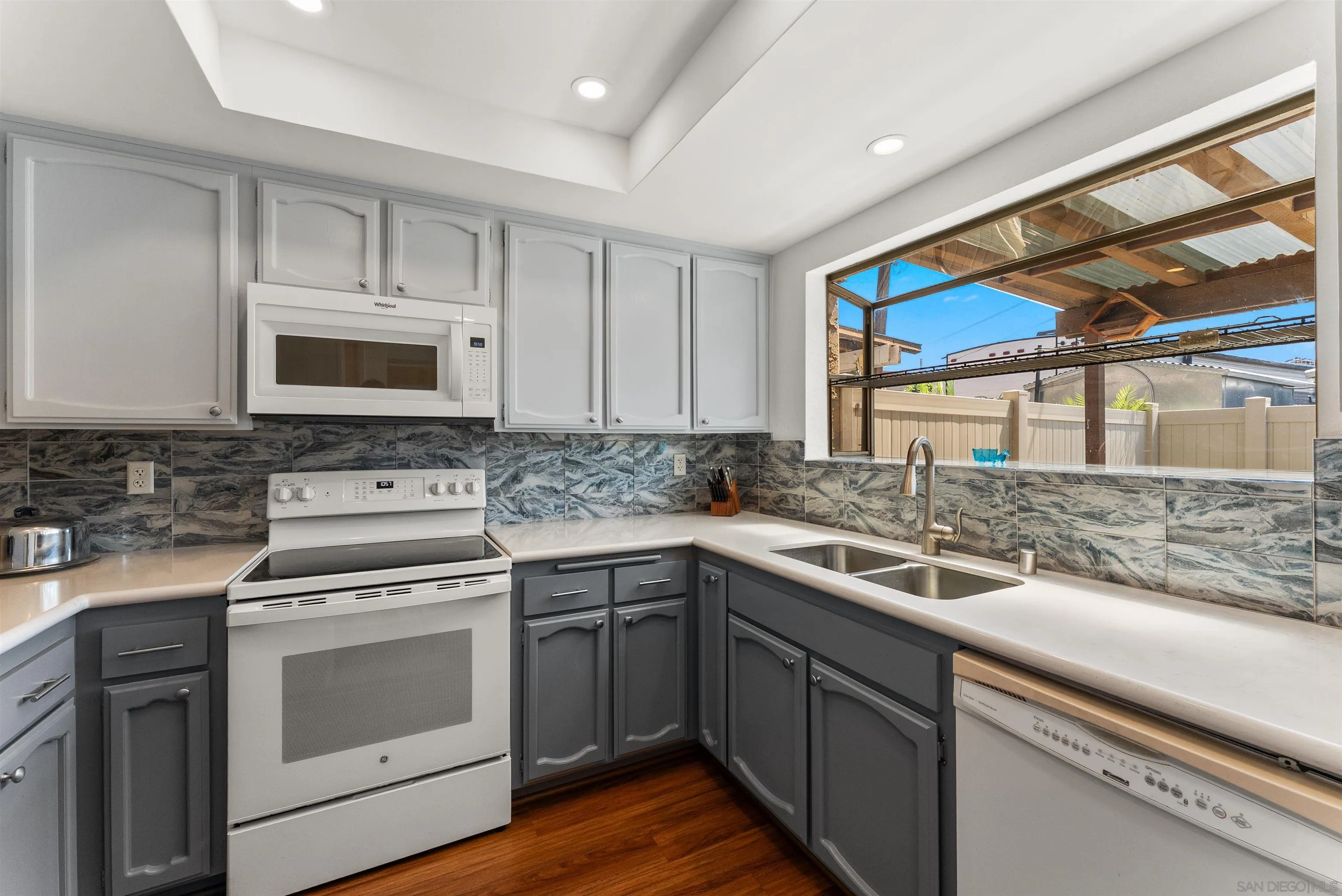 Photo #8: 260014751 Listing: Photo #8