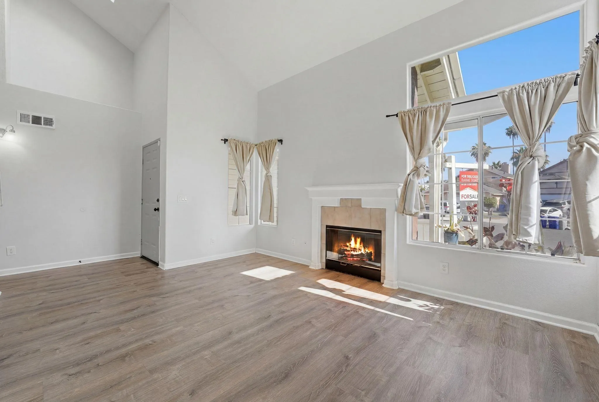 https://cdn.realtyfeed.com/cdn/127/260014752/13a5ad8e8366e8463ddde007a6d14216.webp