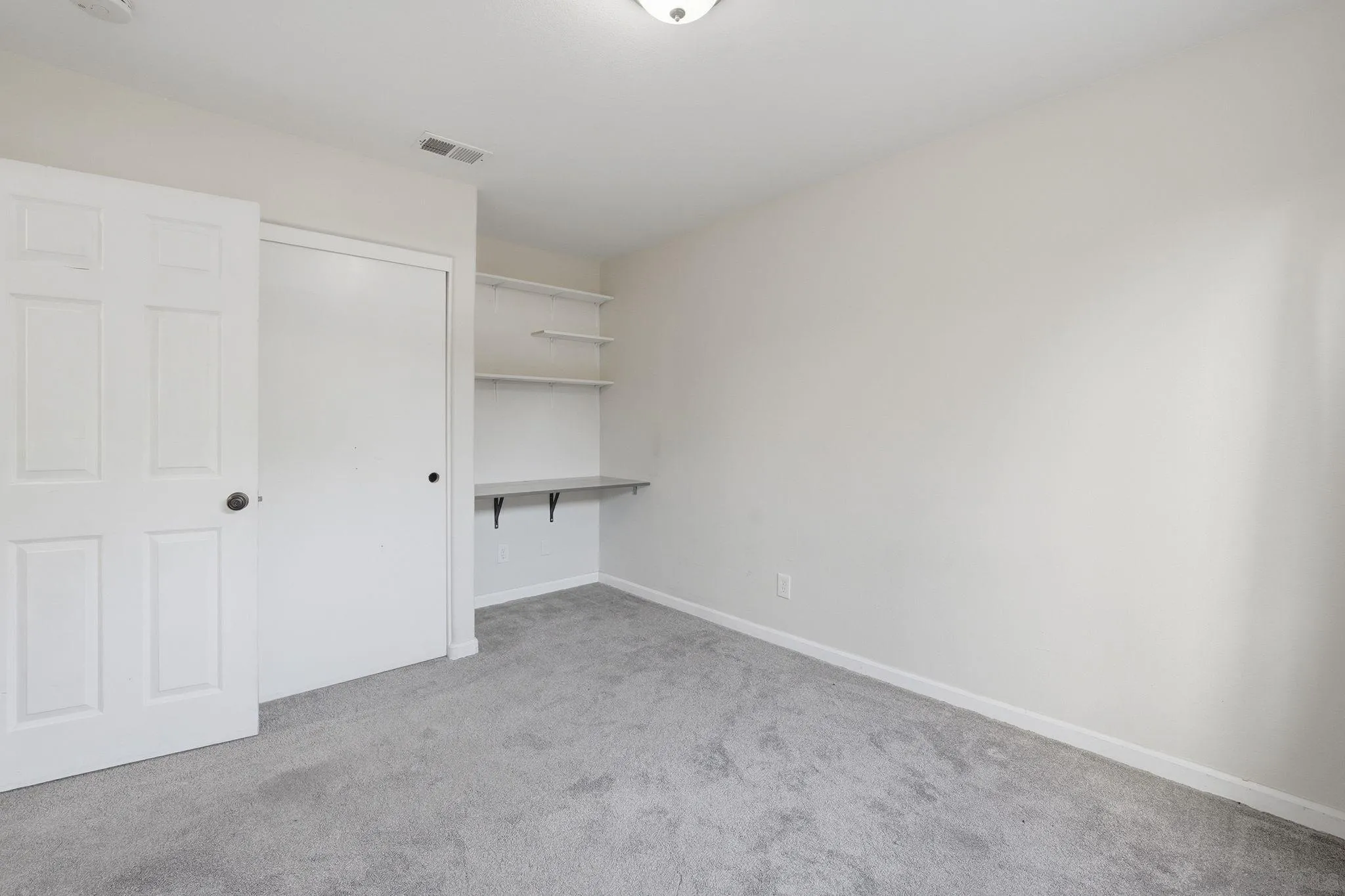 https://cdn.realtyfeed.com/cdn/127/260014752/1e119e53fc236fcc09872da5334a20dc.webp