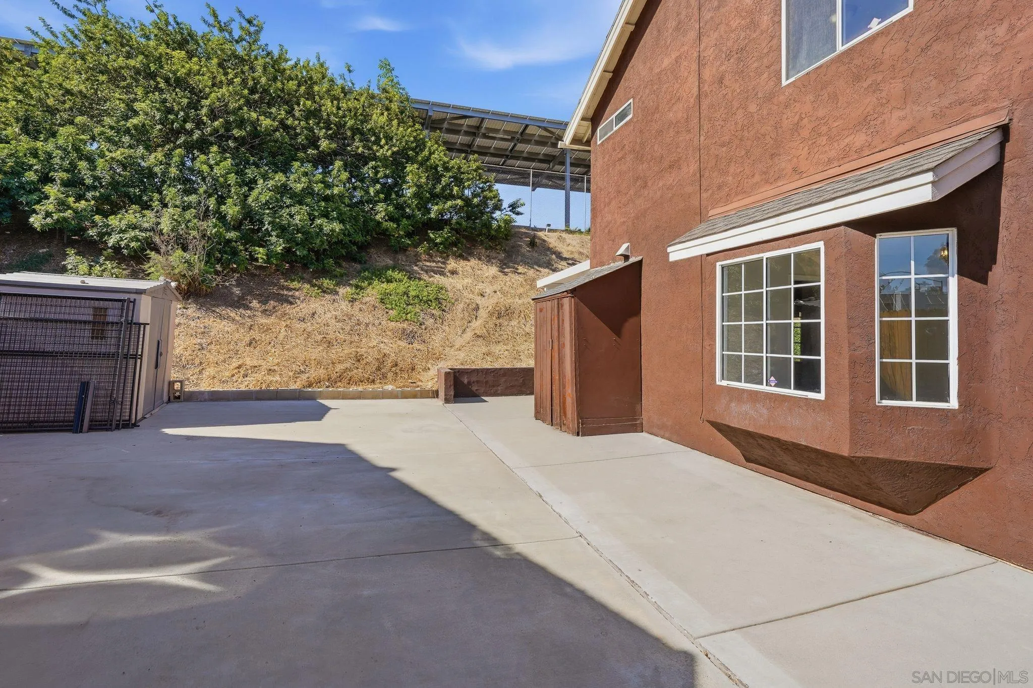 https://cdn.realtyfeed.com/cdn/127/260014752/983d4ef3c93cdfea19357929f91e6f90.webp