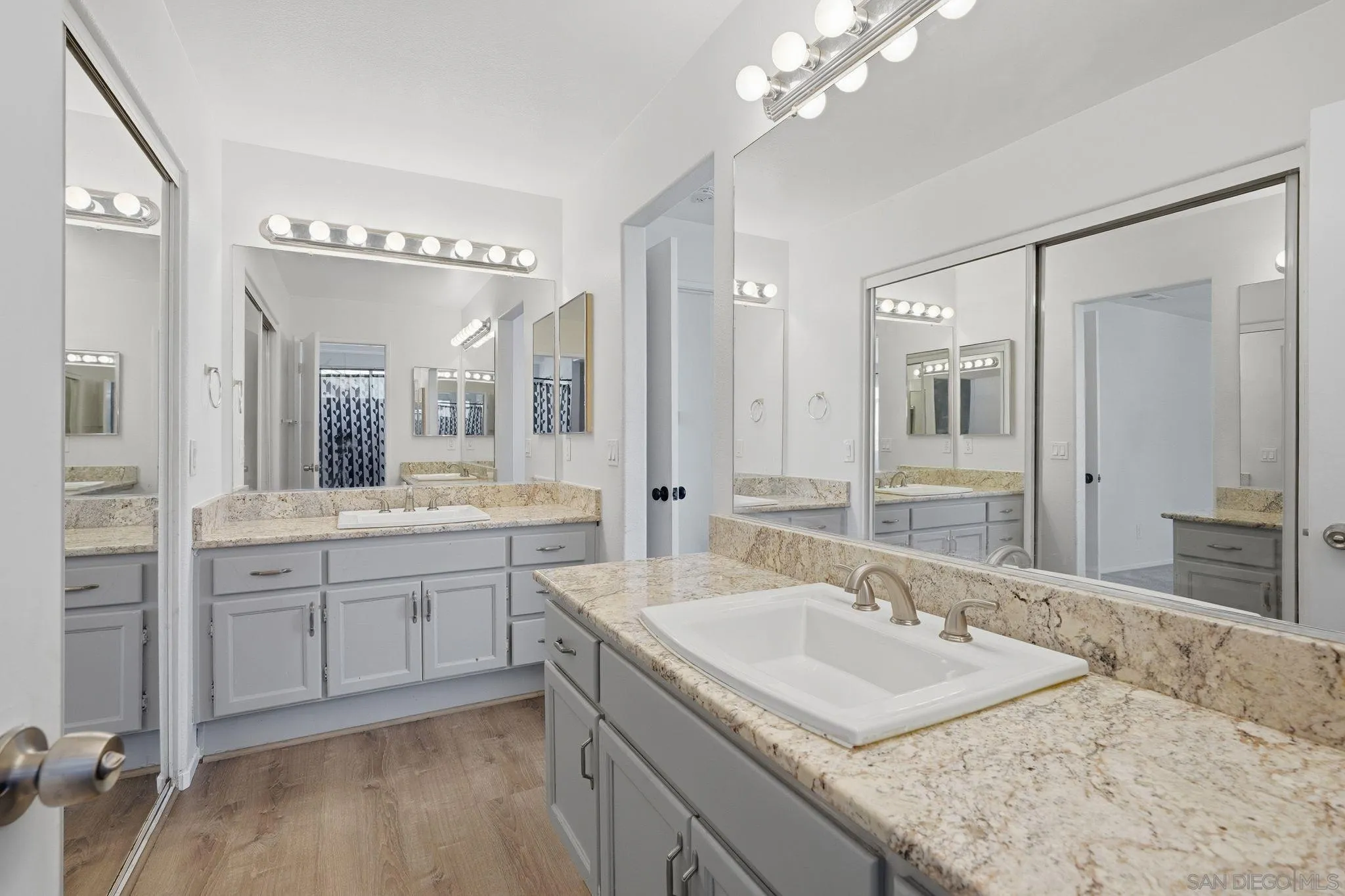 https://cdn.realtyfeed.com/cdn/127/260014752/f71a1af257533606e0adebad493a7ca4.webp