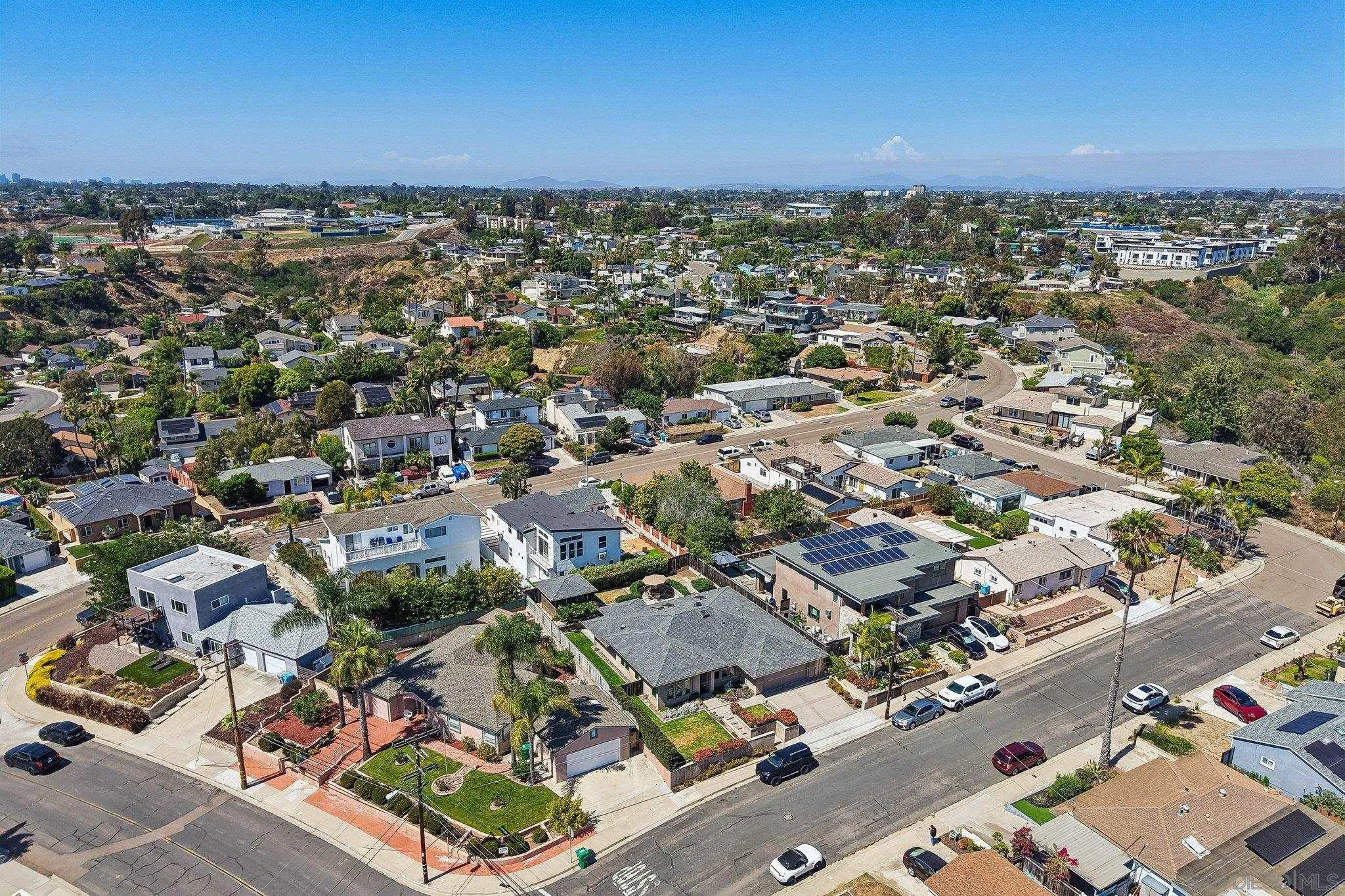 https://cdn.realtyfeed.com/cdn/127/260014759/0a0650dfa421095d4f2b2bd7435d6b82.webp