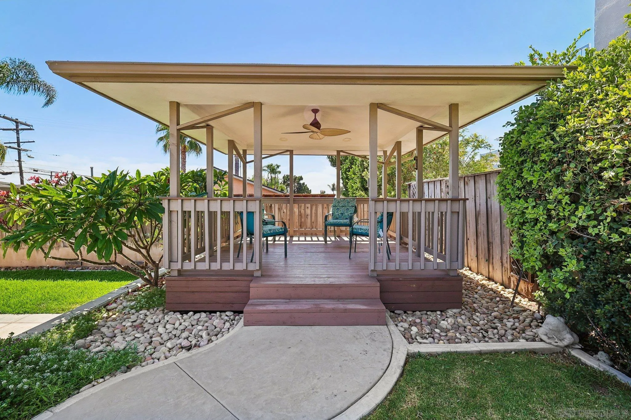https://cdn.realtyfeed.com/cdn/127/260014759/209f8c5eacdafb37394f5cf6ae4f9877.webp