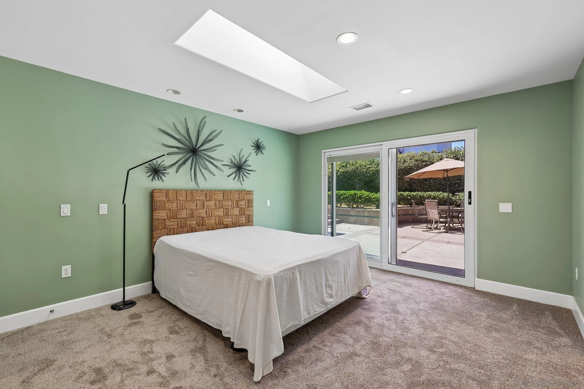 https://cdn.realtyfeed.com/cdn/127/260014759/3be47a6c19419738d3ffc8af31fa7eed.webp