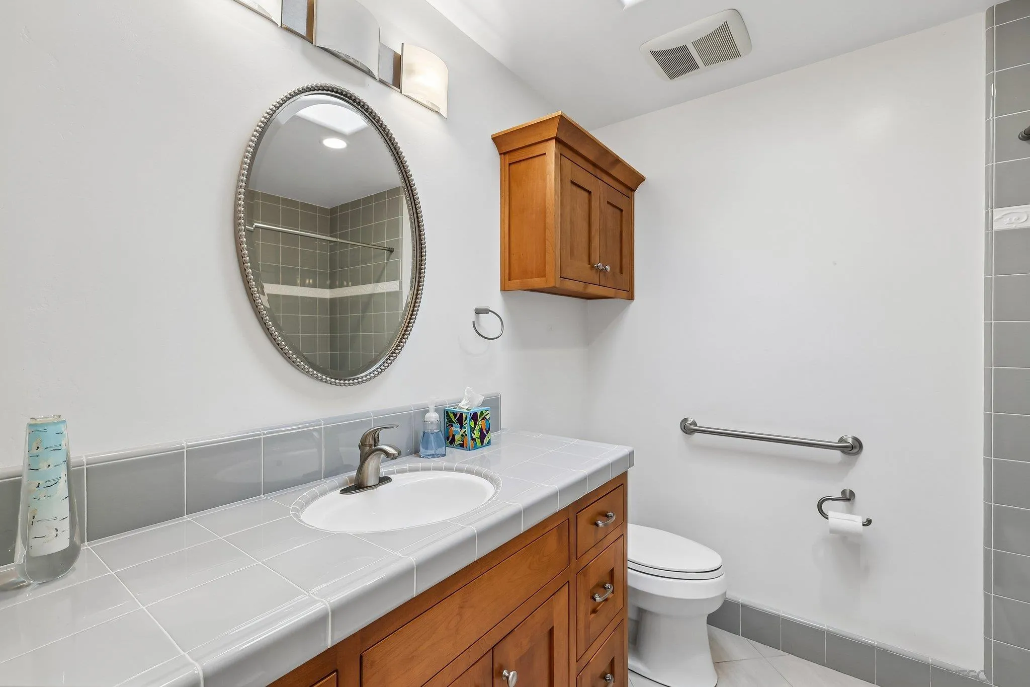 https://cdn.realtyfeed.com/cdn/127/260014759/44827dccd12e4334ab426ec4ba3b1a07.webp