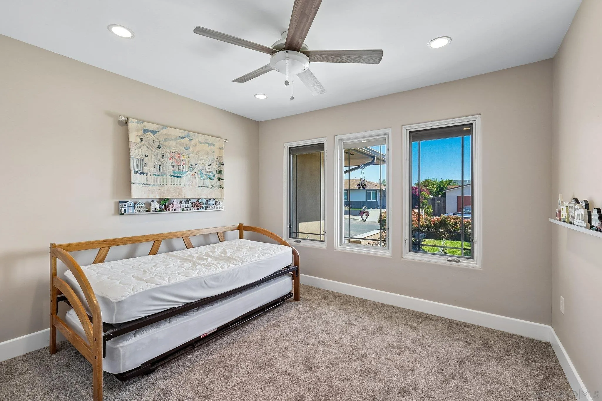 https://cdn.realtyfeed.com/cdn/127/260014759/509c865c6f32dacc1e717b6731dd5e83.webp