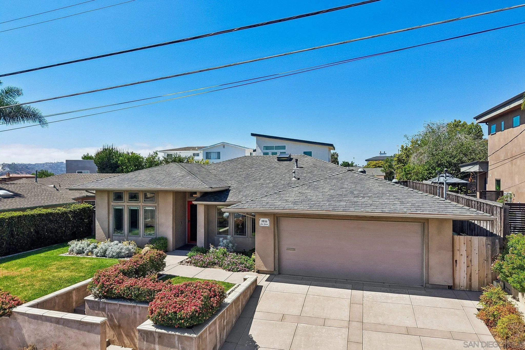 https://cdn.realtyfeed.com/cdn/127/260014759/58a24b01027d3d43357c4d257804e9f6.webp