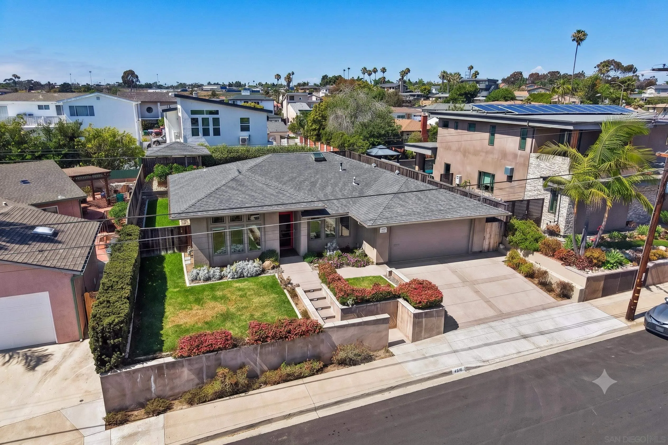 https://cdn.realtyfeed.com/cdn/127/260014759/877df2a32606a16c0e7e7fa566469a9f.webp