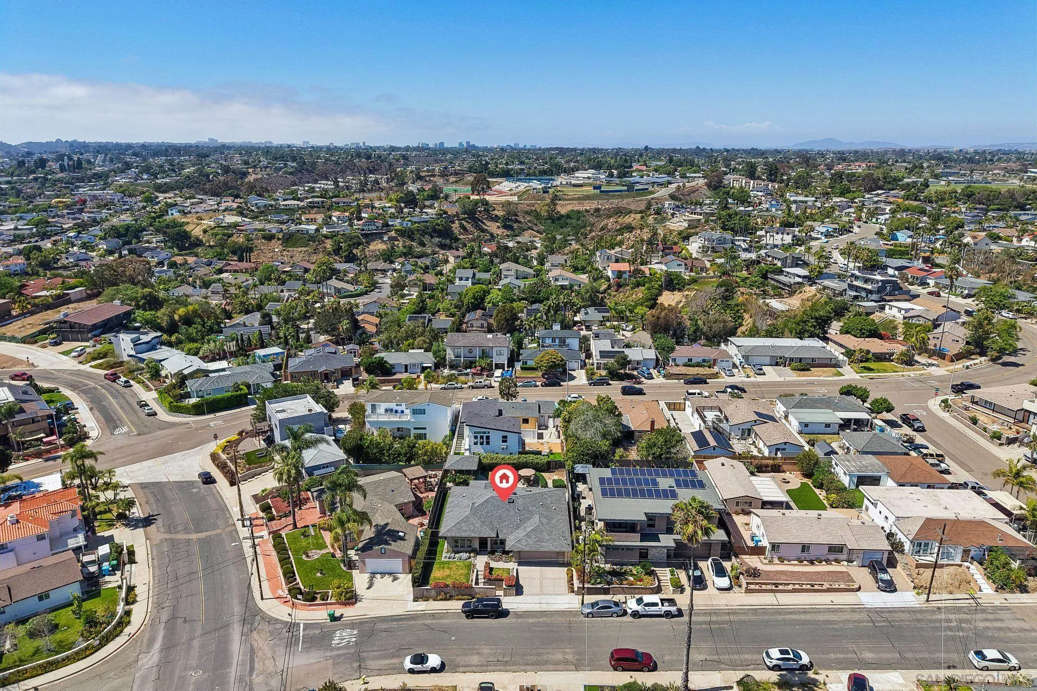 https://cdn.realtyfeed.com/cdn/127/260014759/cb1446ab53ad6d4952f2e8e8d371fb52.webp