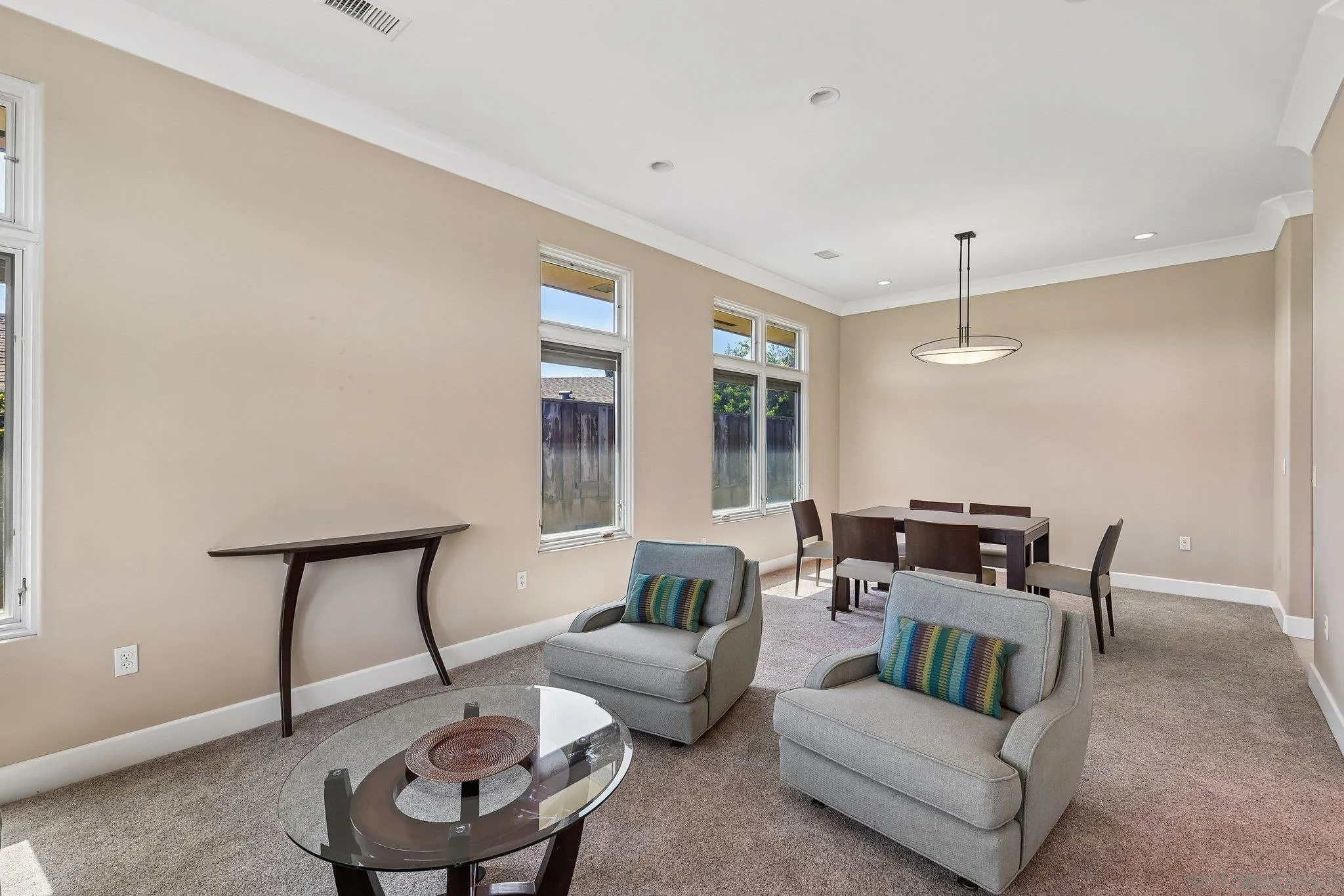 https://cdn.realtyfeed.com/cdn/127/260014759/deb171c5ae7206cedc00cc1113917255.webp