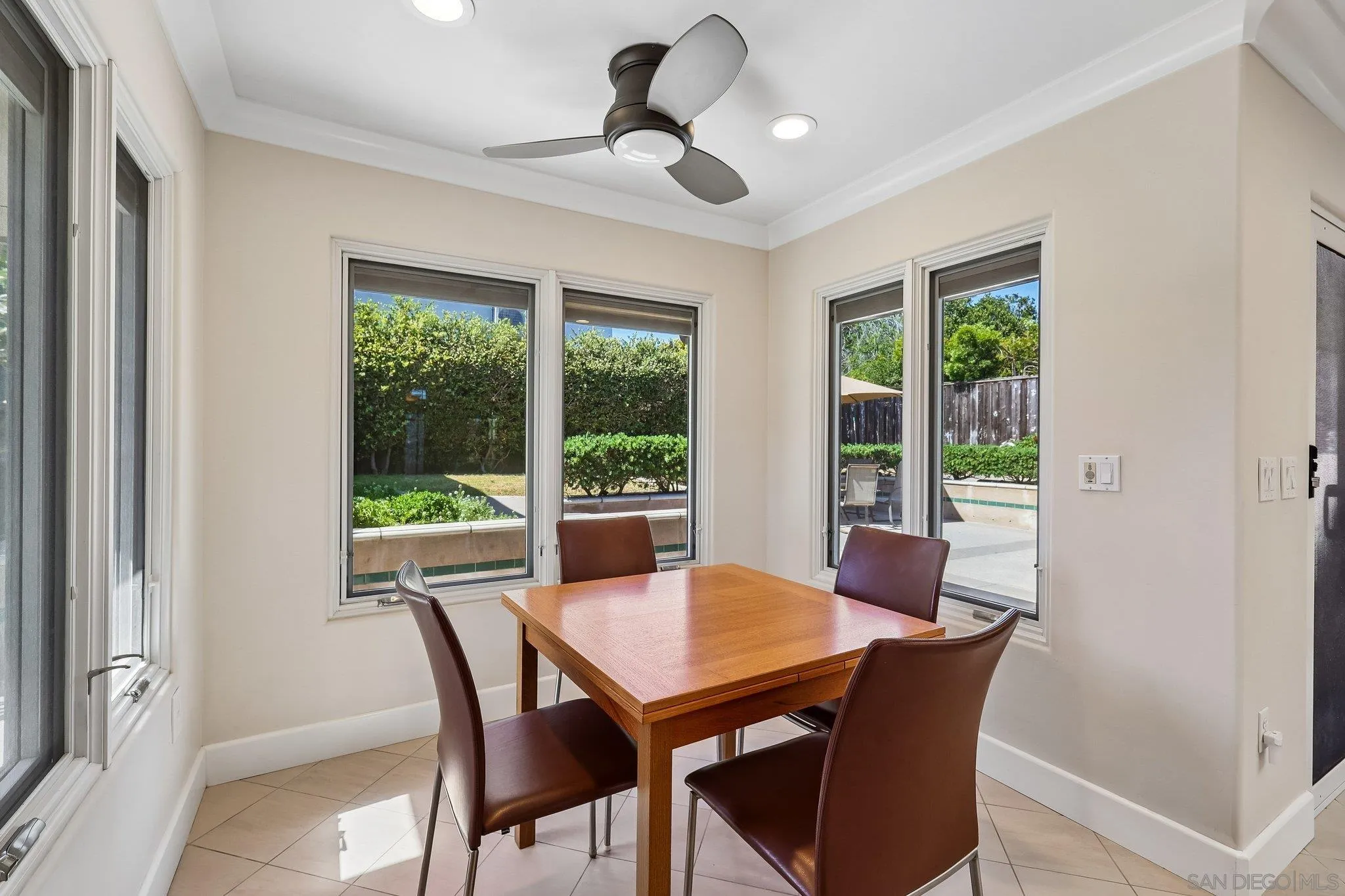 https://cdn.realtyfeed.com/cdn/127/260014759/f553ff7d3d1d04627cde0710db308f62.webp