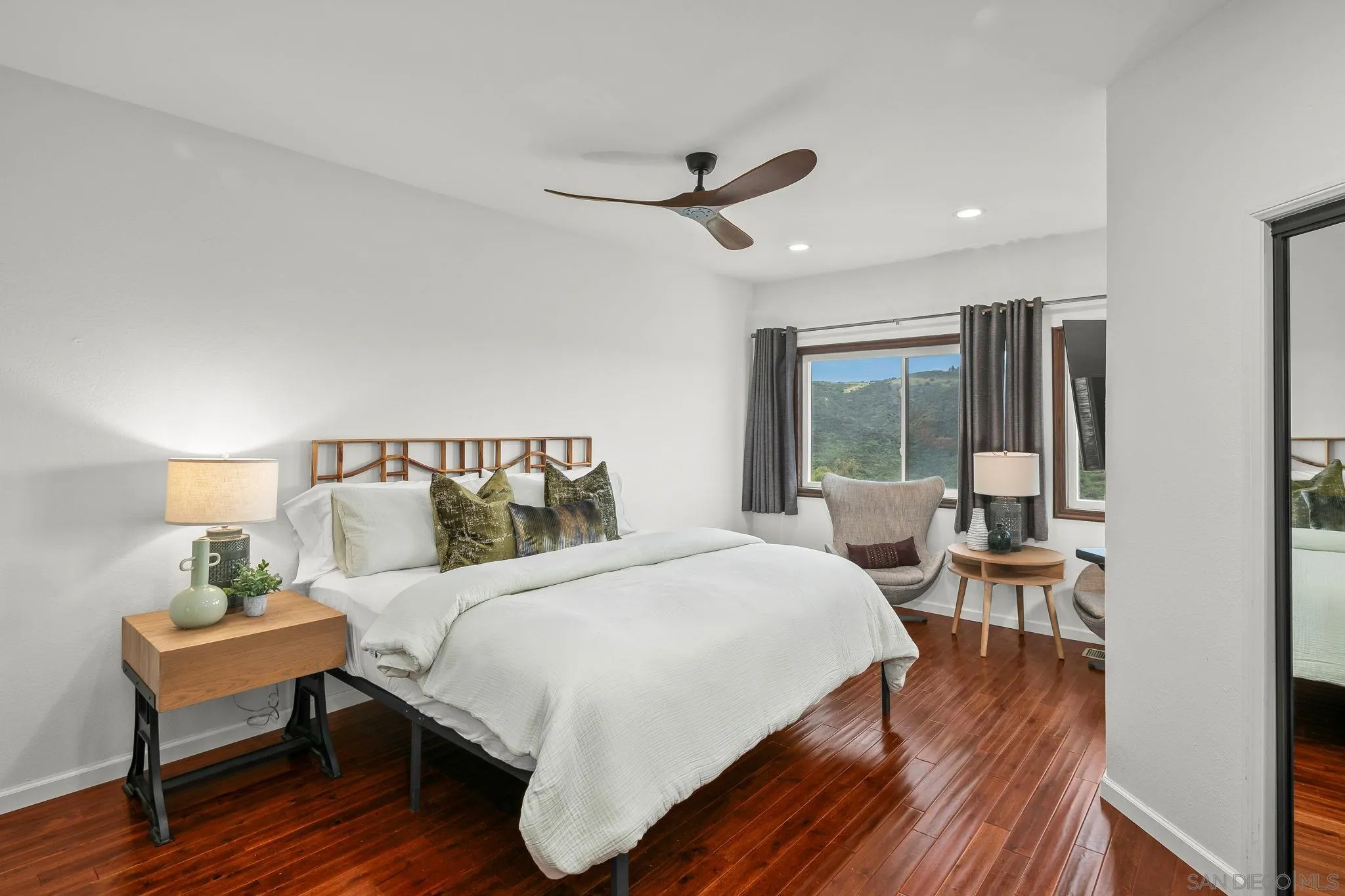 https://cdn.realtyfeed.com/cdn/127/260014761/ad343666fdfcdf0cc009a96d87de078b.webp