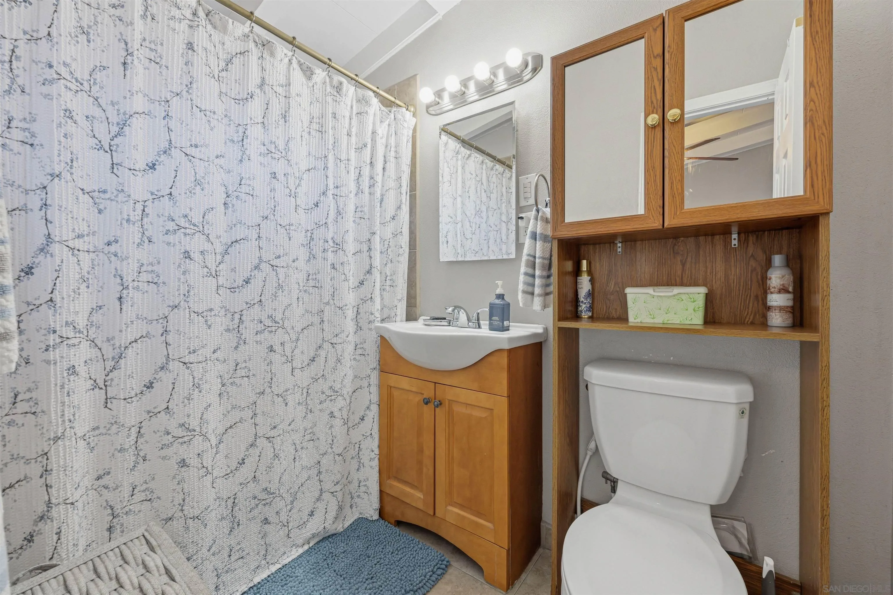 https://cdn.realtyfeed.com/cdn/127/260014770/33600566227c5764aeae3922d8b5bcdd.webp