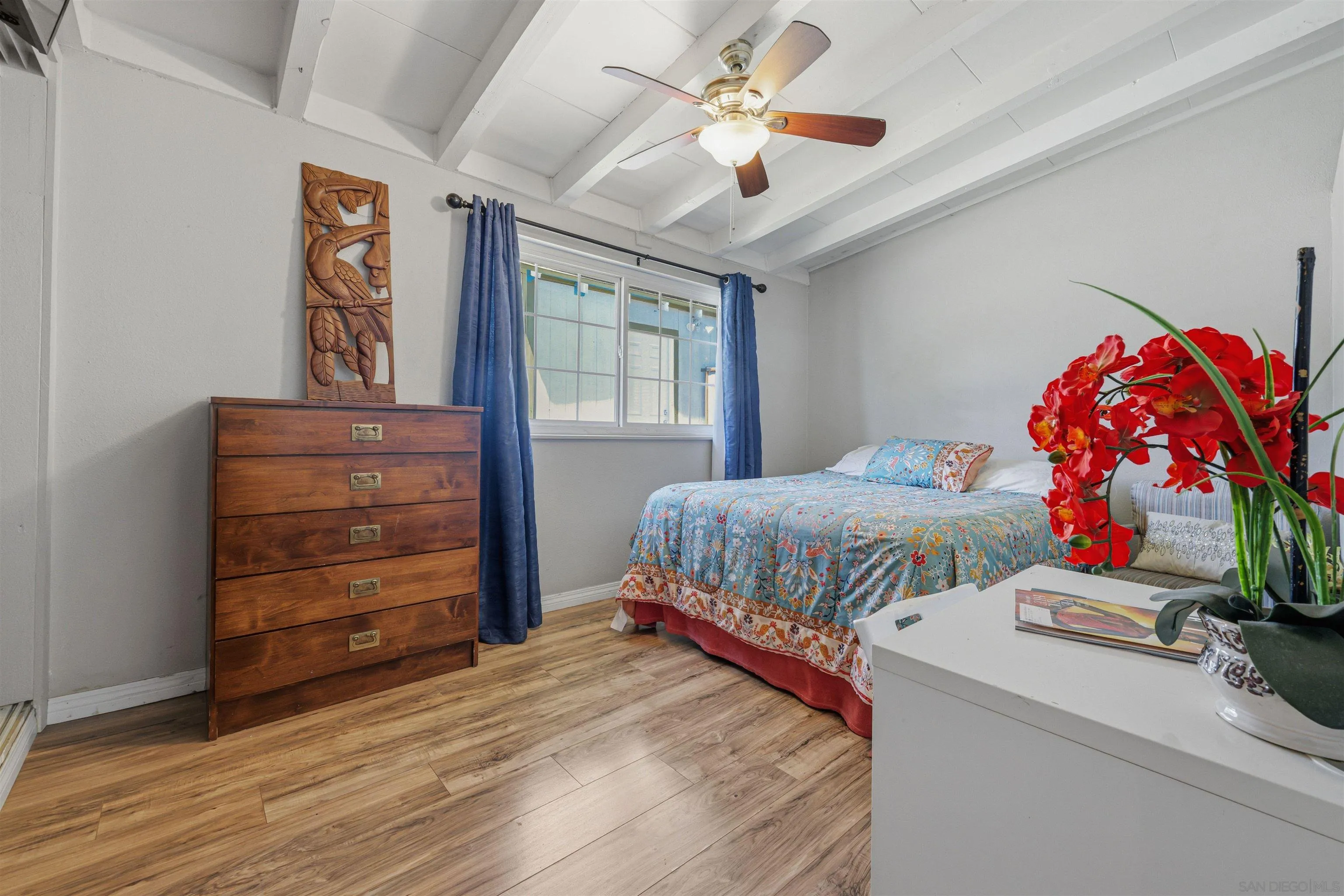 https://cdn.realtyfeed.com/cdn/127/260014770/f3aa49473768de8e88e48b26250fb21f.webp
