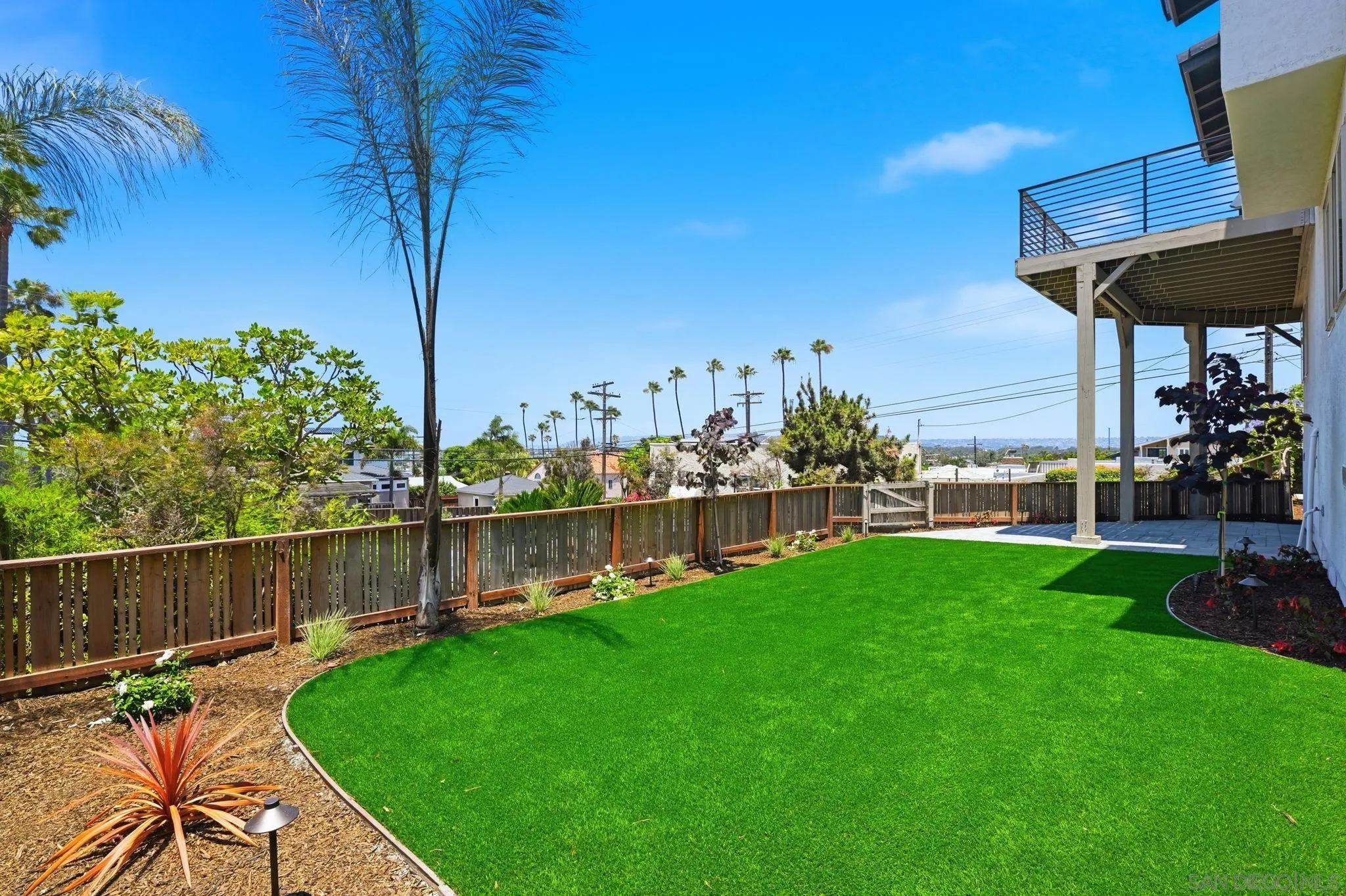 https://cdn.realtyfeed.com/cdn/127/260014774/2891dc6d22c51da54ac6bbf27b9ab631.webp