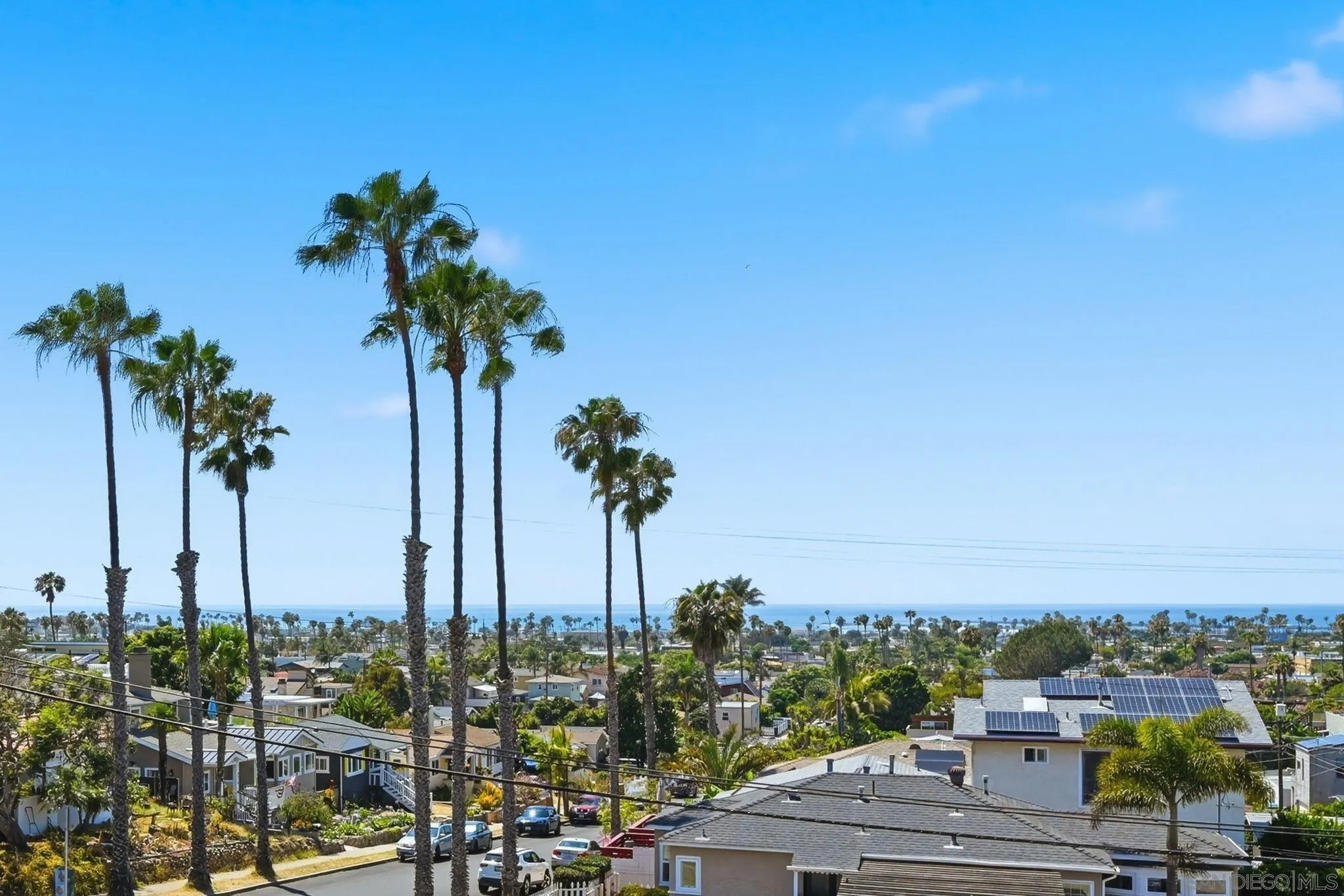 https://cdn.realtyfeed.com/cdn/127/260014774/34f301f76b7a3028691080bef77674e8.webp