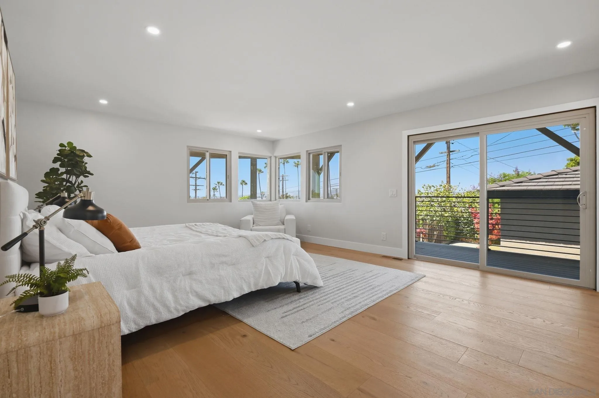 https://cdn.realtyfeed.com/cdn/127/260014774/62d463f10d23c1ead62b0a25d65631e8.webp
