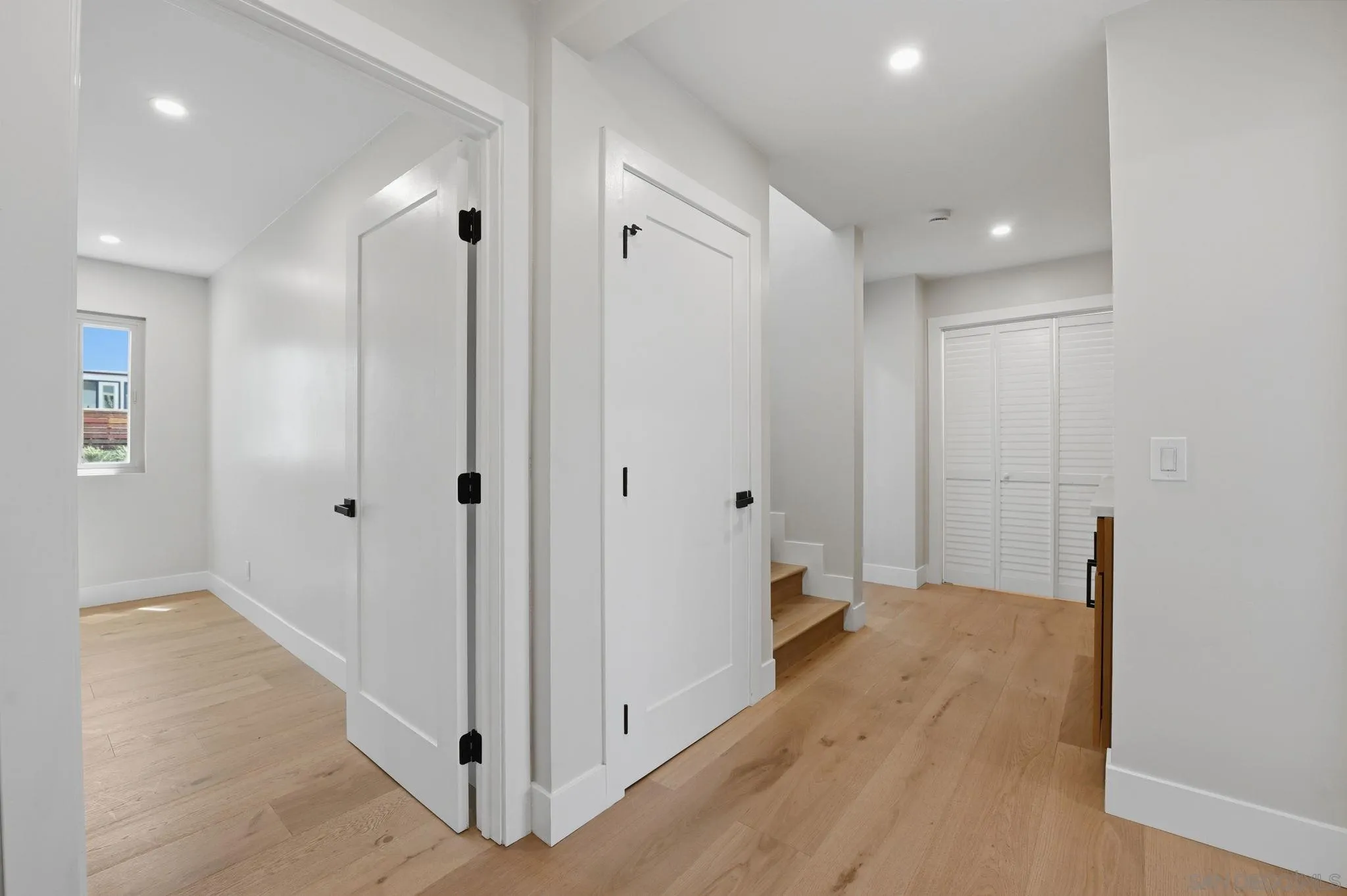 https://cdn.realtyfeed.com/cdn/127/260014774/aeccac6e8d36b2795e74d3c1fdb066d0.webp