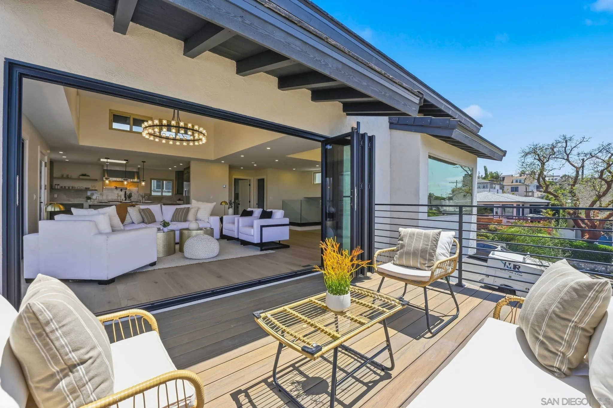https://cdn.realtyfeed.com/cdn/127/260014774/bd70ea9cc5538d6cd73b62771d262b81.webp