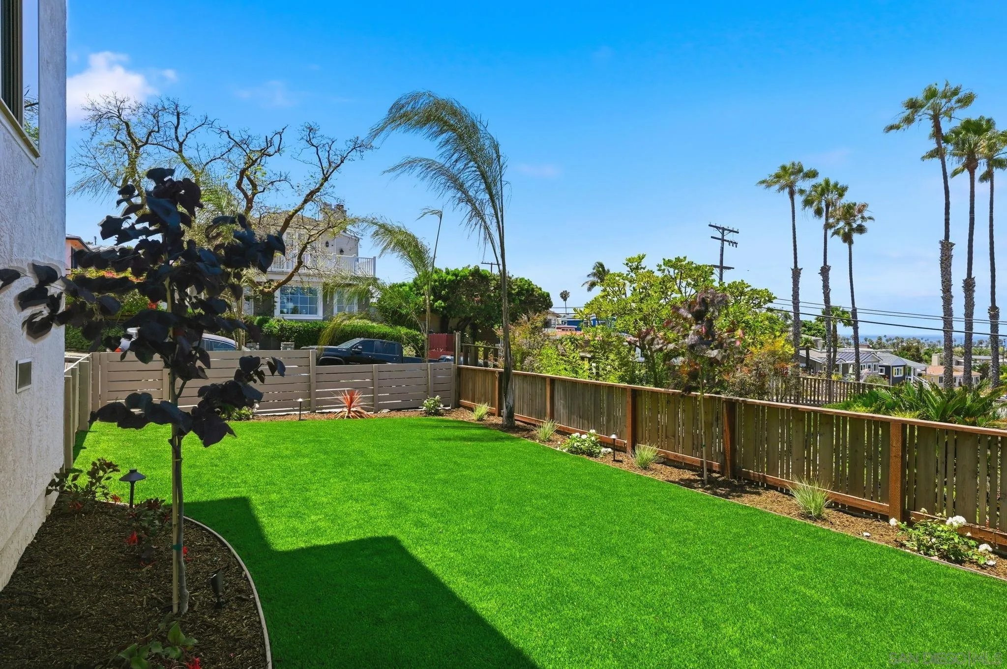 https://cdn.realtyfeed.com/cdn/127/260014774/ec4848a5b39185366e0644cd850edc5e.webp