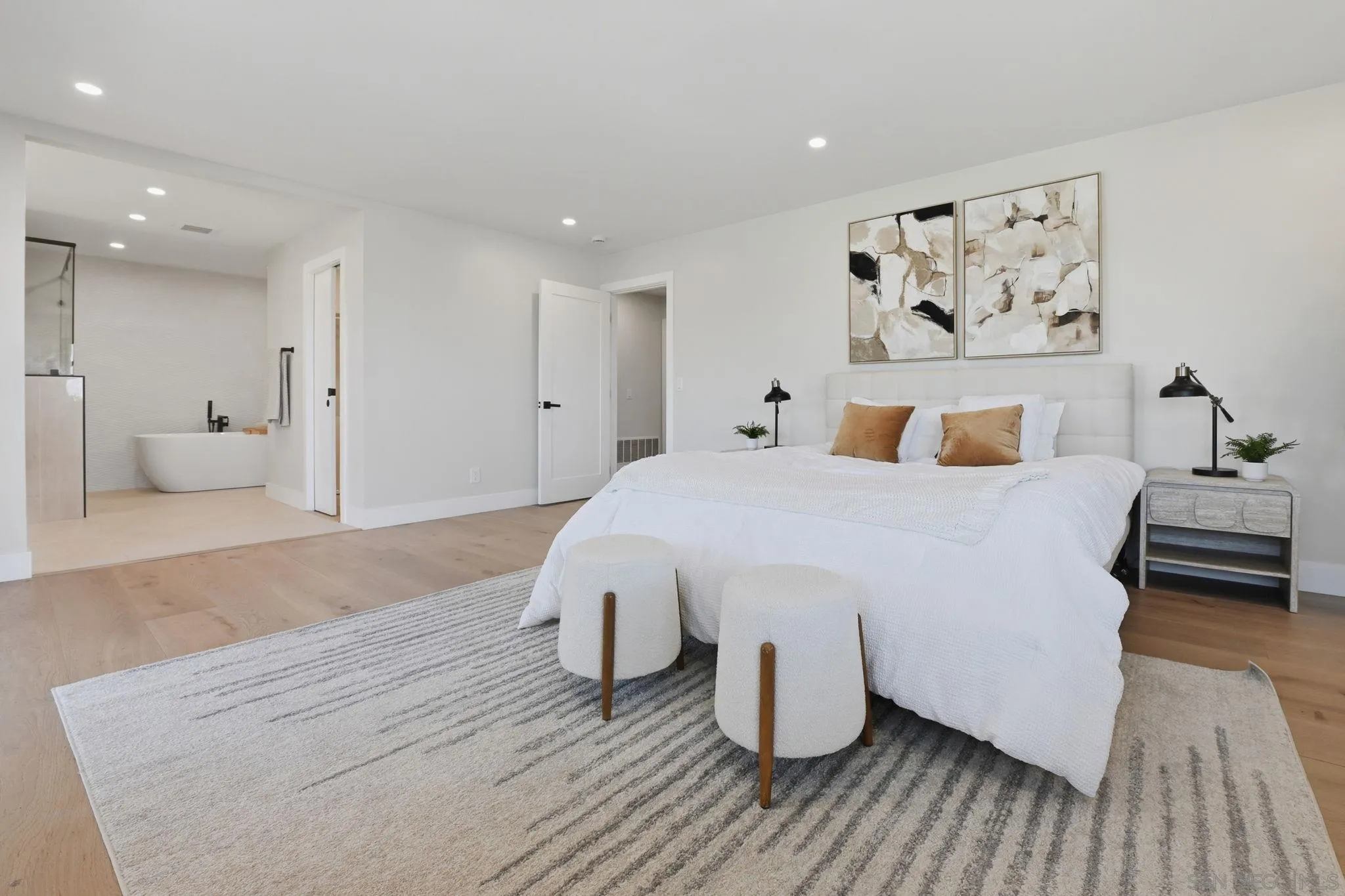 https://cdn.realtyfeed.com/cdn/127/260014774/fee9c8116baa8c2edc3cdca69cf1fb81.webp